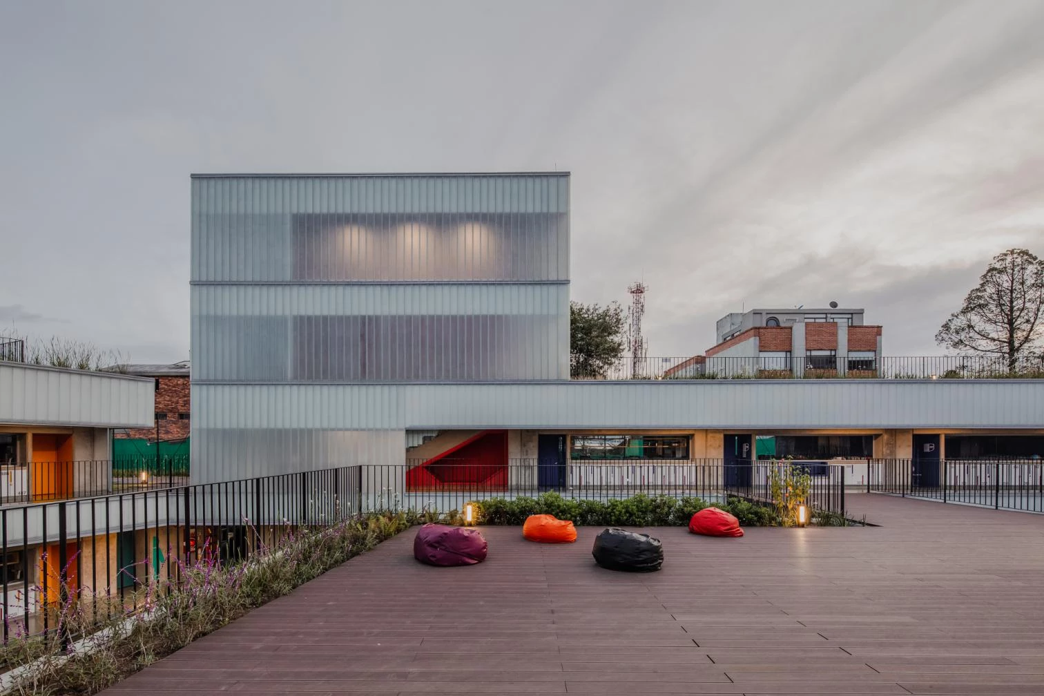 Ampliación del Colegio Helvetia en Bogotá