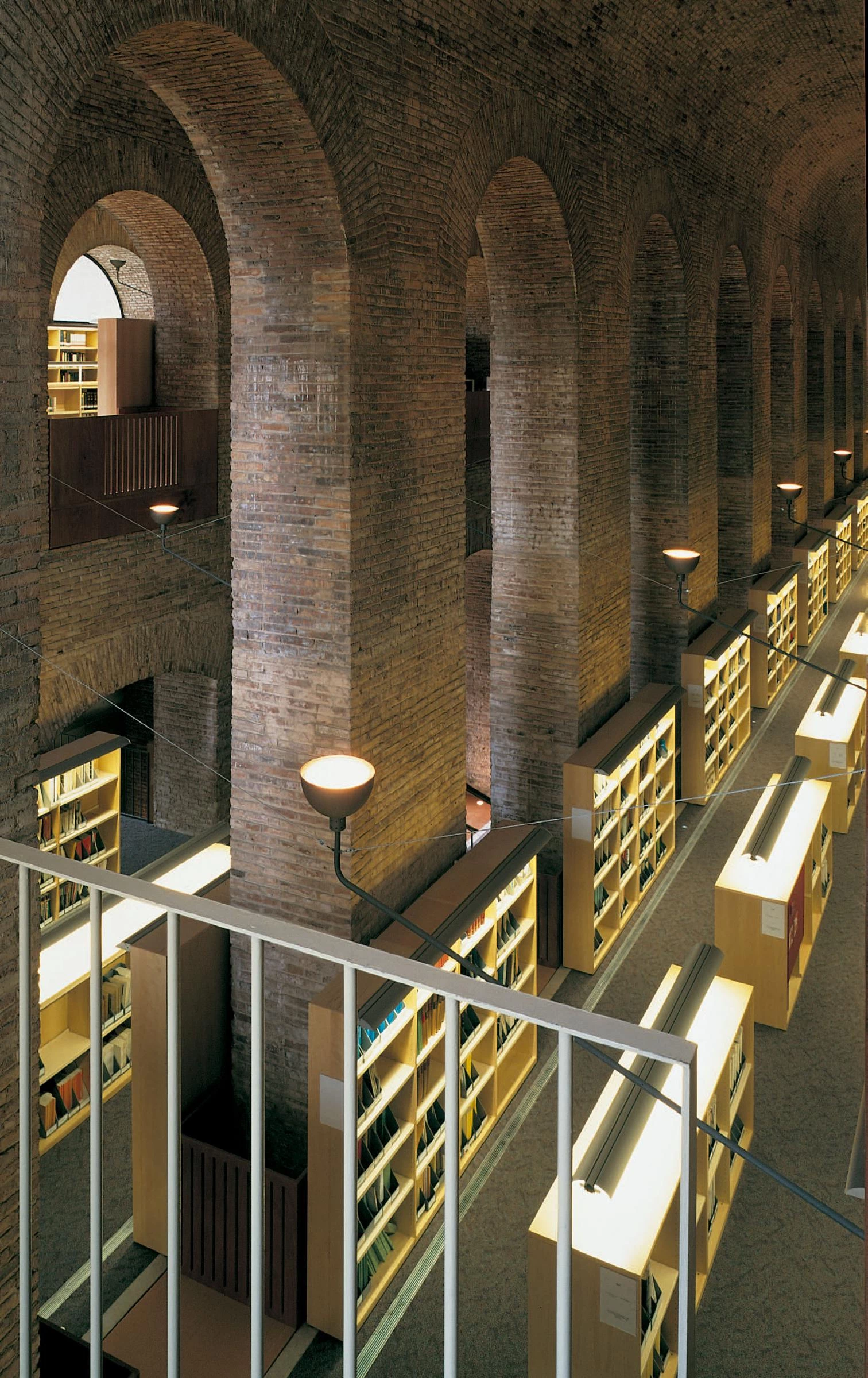 Biblioteca universitaria, Barcelona
