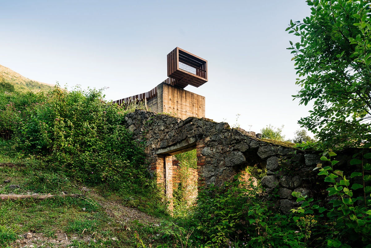 Zon-e Arquitectos, pasarela-mirador sobre las minas de Rioseco en Riosa