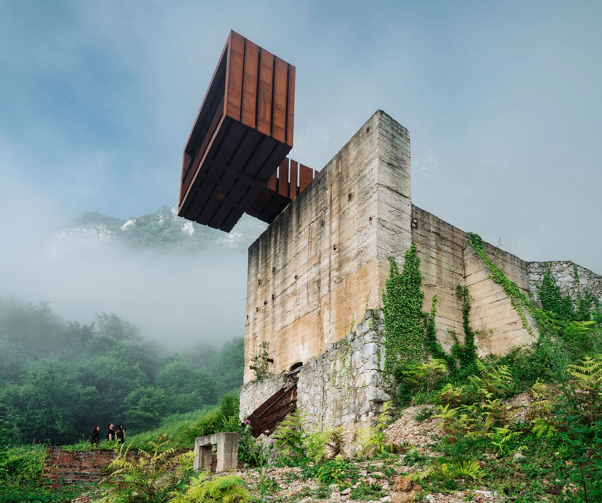 Zon-e Arquitectos, pasarela-mirador sobre las minas de Rioseco en Riosa