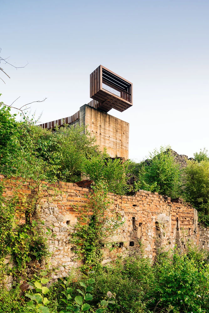 Zon-e Arquitectos, pasarela-mirador sobre las minas de Rioseco en Riosa