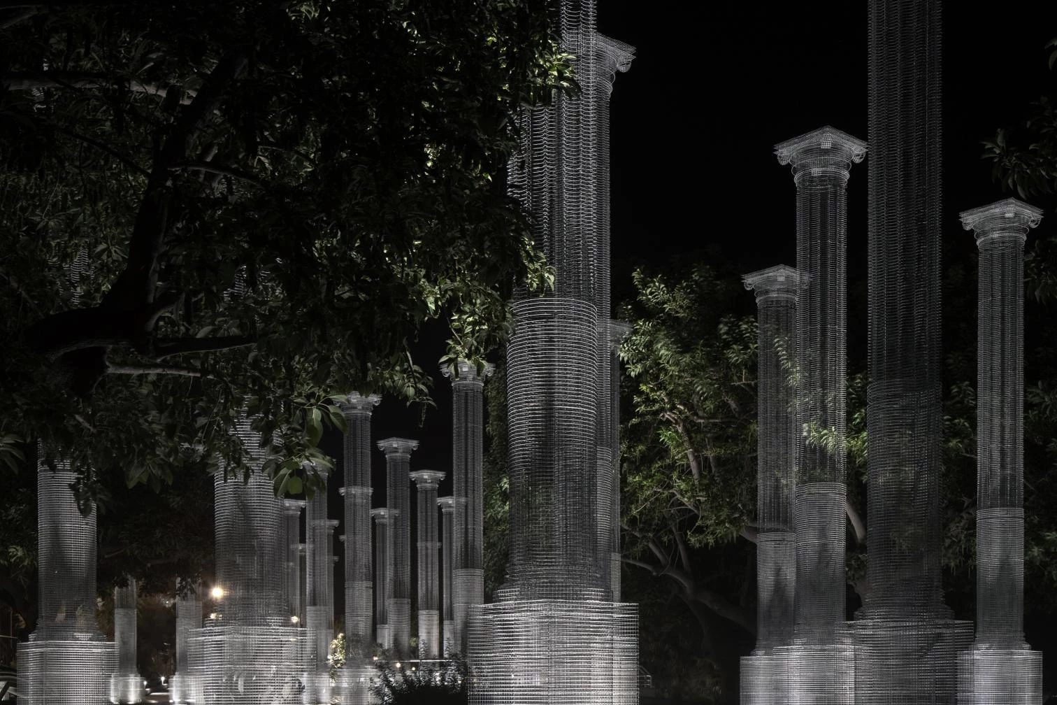 Edoardo Tresoldi: ‘Opera’ en Reggio Calabria