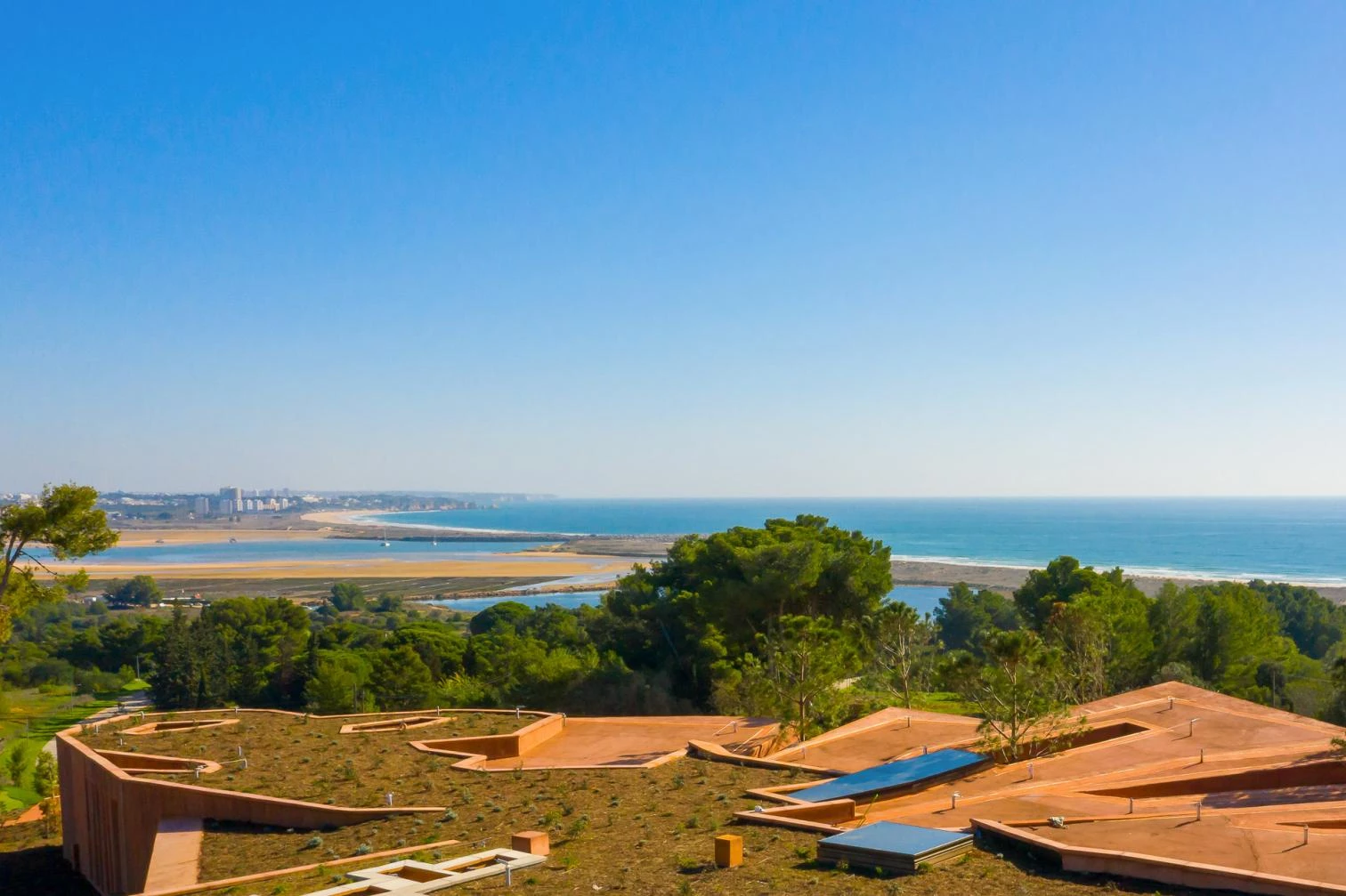 RCR arquitectes palmares casa club lagos portugal