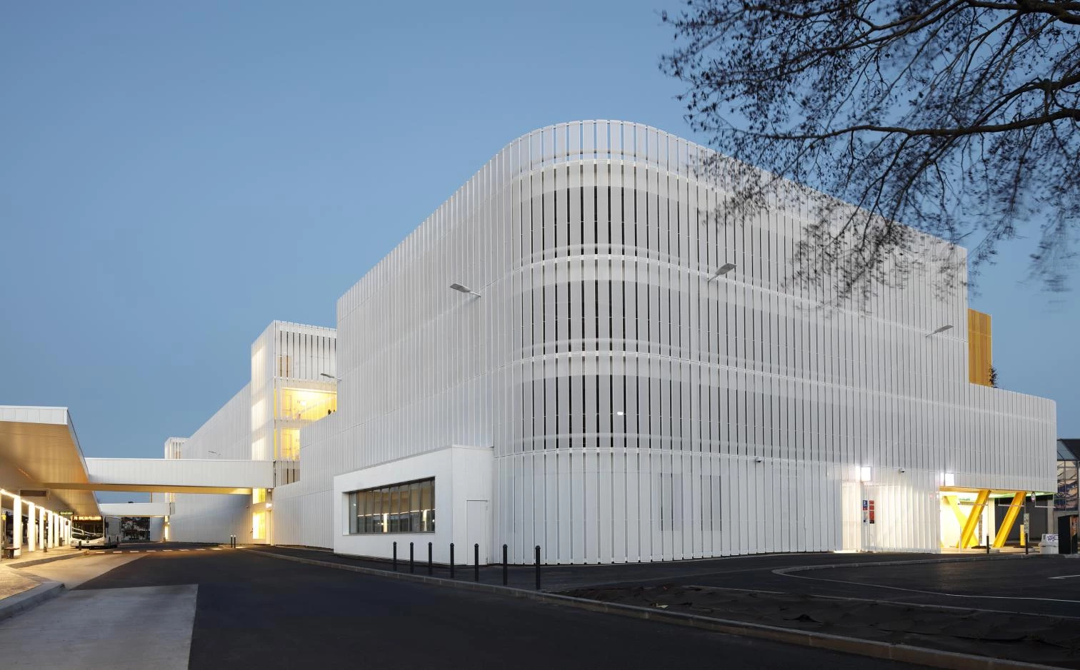 Idom parking aparcamiento Nantes Francia