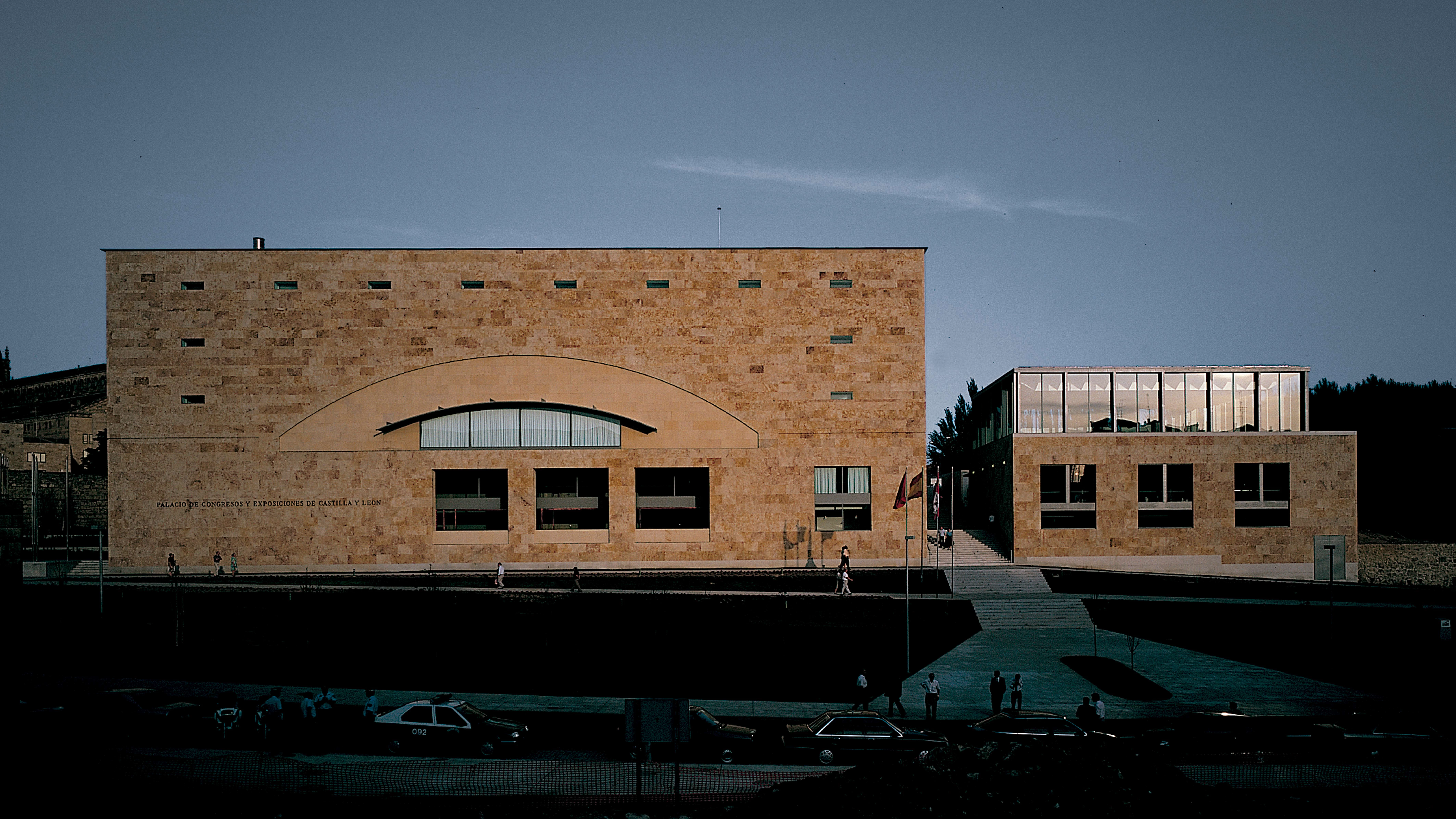 Convention Hall, Salamanca - Juan Navarro Baldeweg