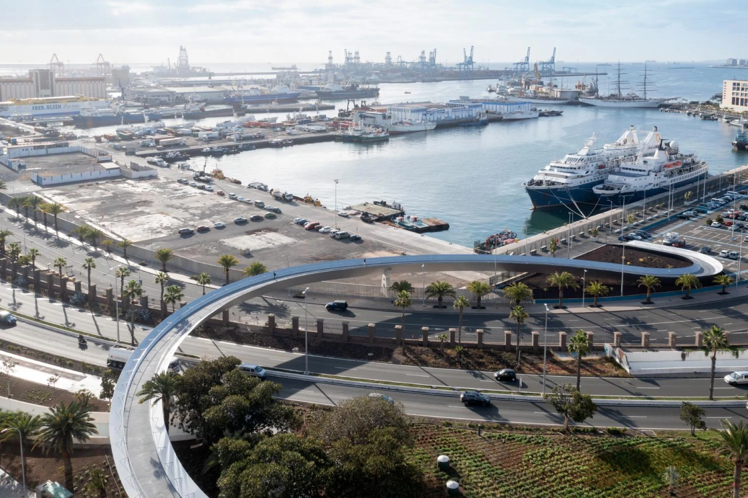 Onda Atlántica footbridge in Las Palmas de Gran Canaria