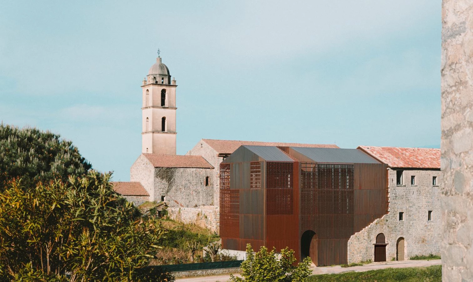 Ampliación del convento de Saint-François en Sainte-Lucie de Tallano (Córcega)