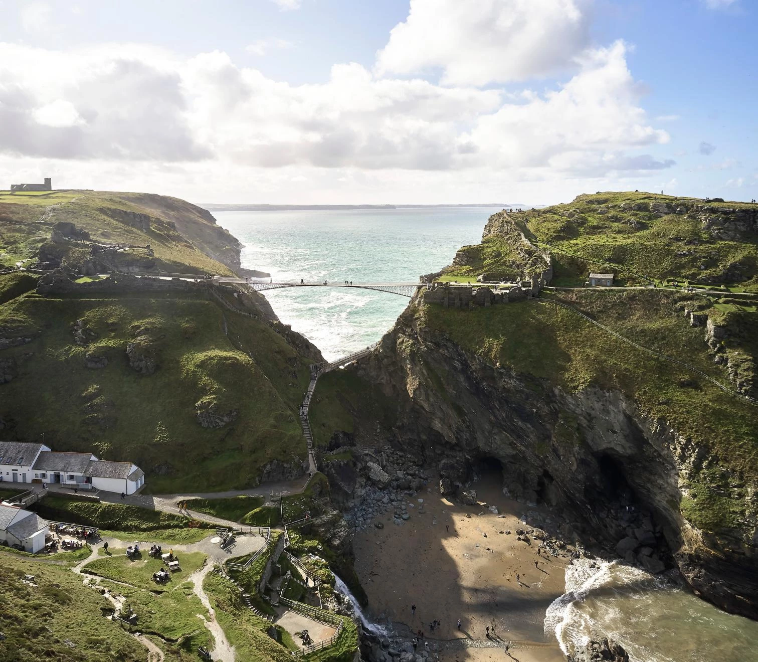 Pasarela del castillo de Tintagel