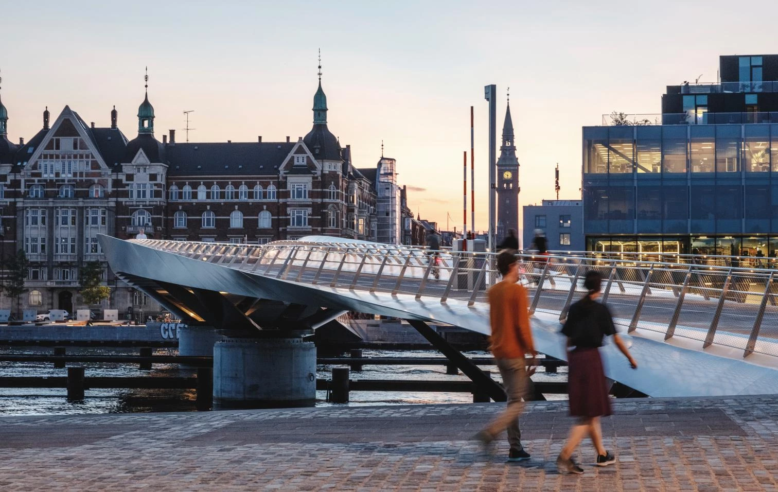 Puente Lille Langebro en Copenhague