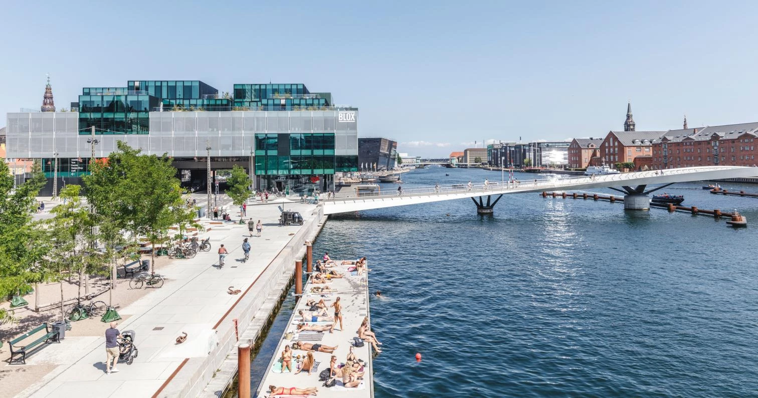 Puente Lille Langebro en Copenhague