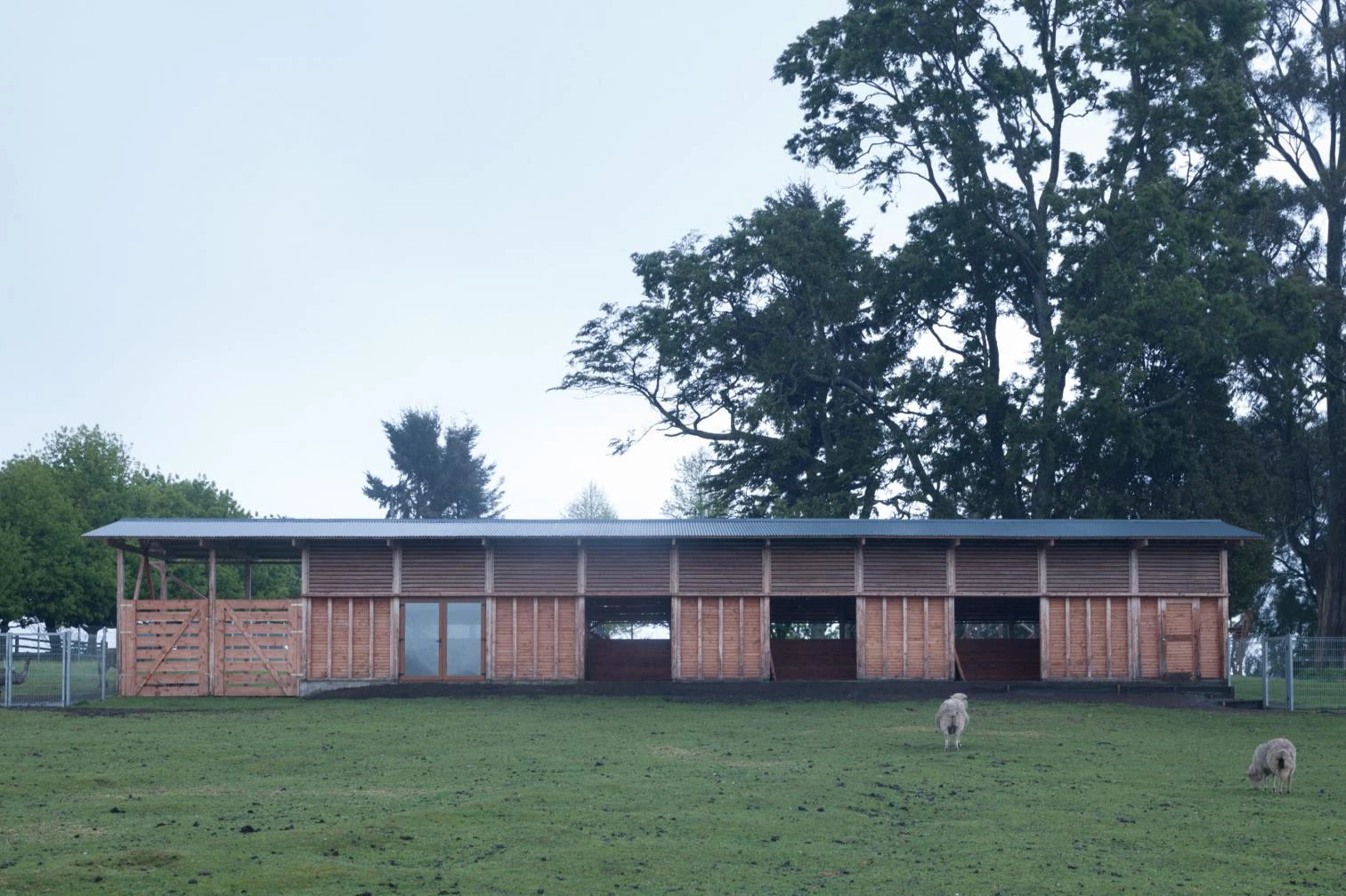 El Encanto park, stable and aviary beside Rupanco Lake