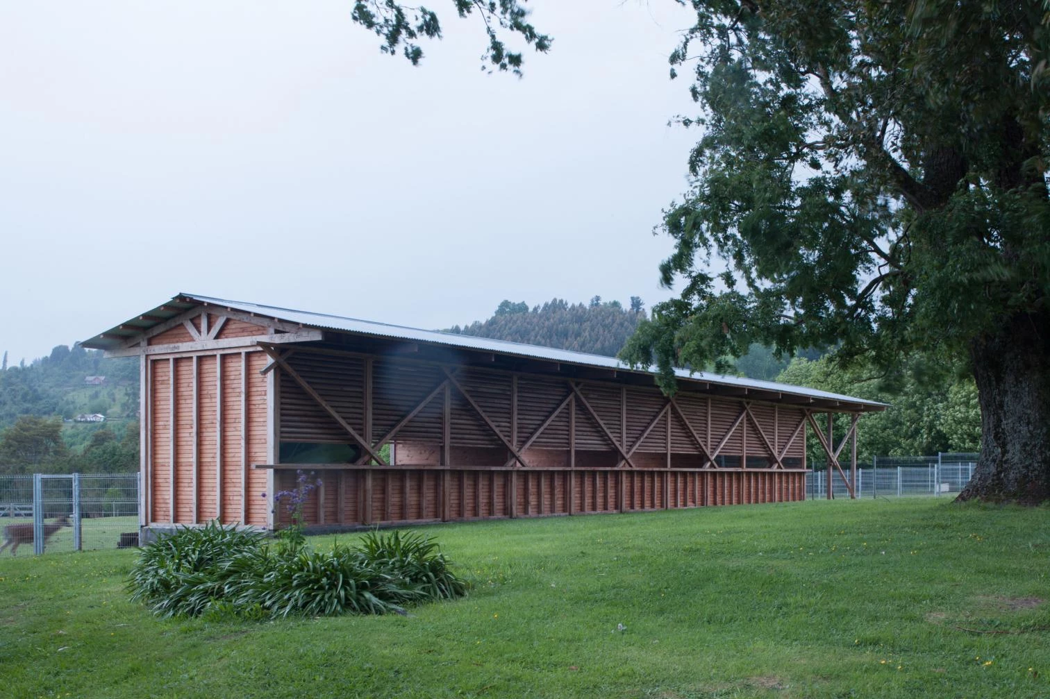 El Encanto park, stable and aviary beside Rupanco Lake