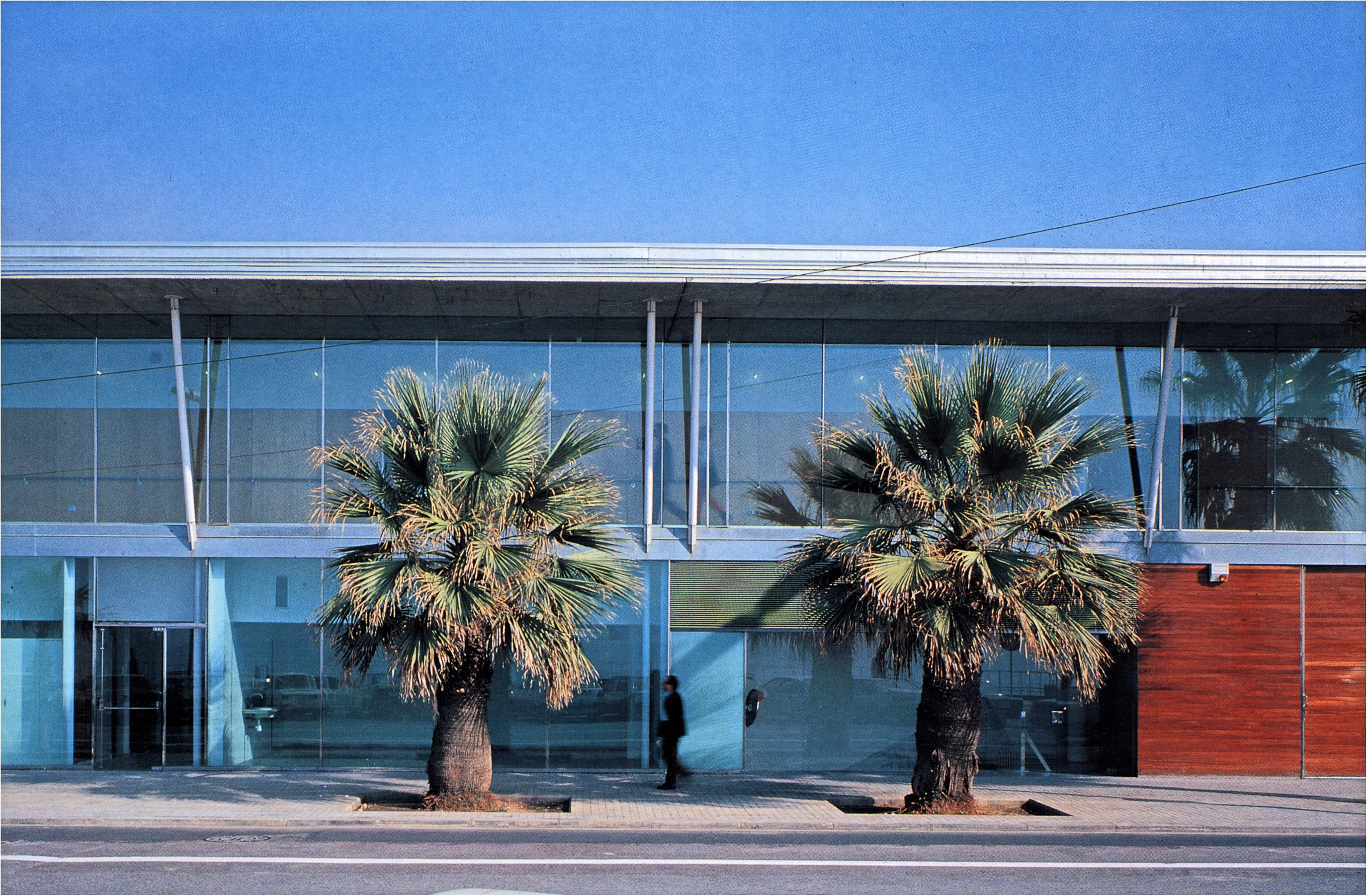 Hospital del Mar, Barcelona - Manuel Brullet Pinearq - Albert de Pineda |  Arquitectura Viva