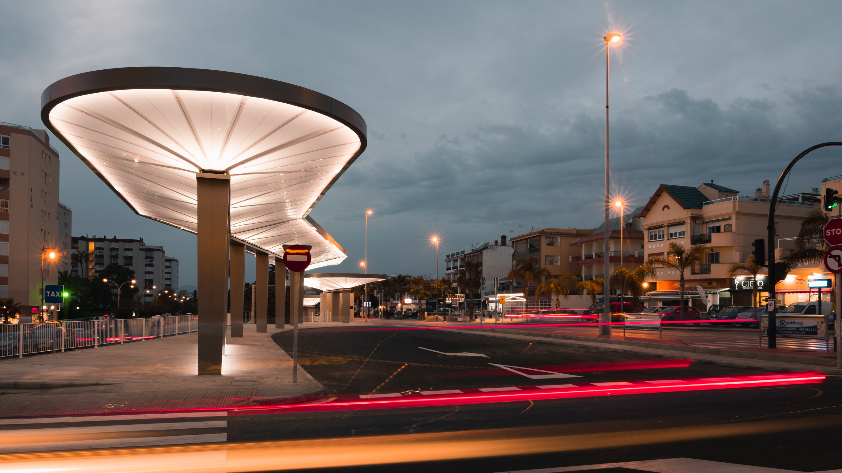 Estación de autobuses y taxis en Torrox (Málaga)