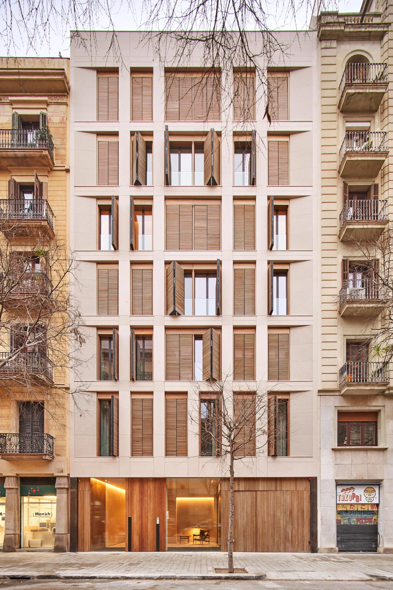 Ausiàs March apartments in Barcelona