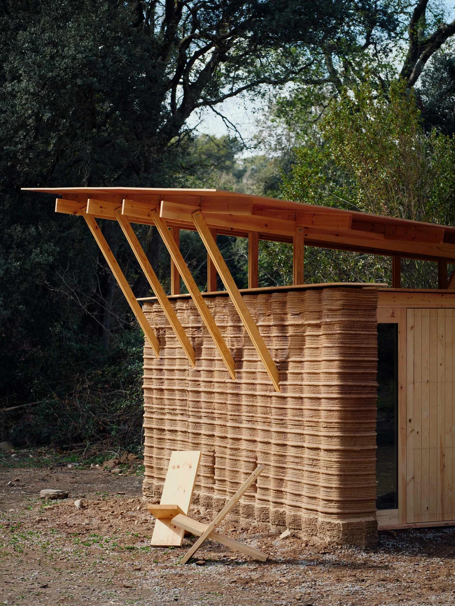 Prototipo De Vivienda Realizada Con Tierra Y Una Impresora 3D - IAAC ...