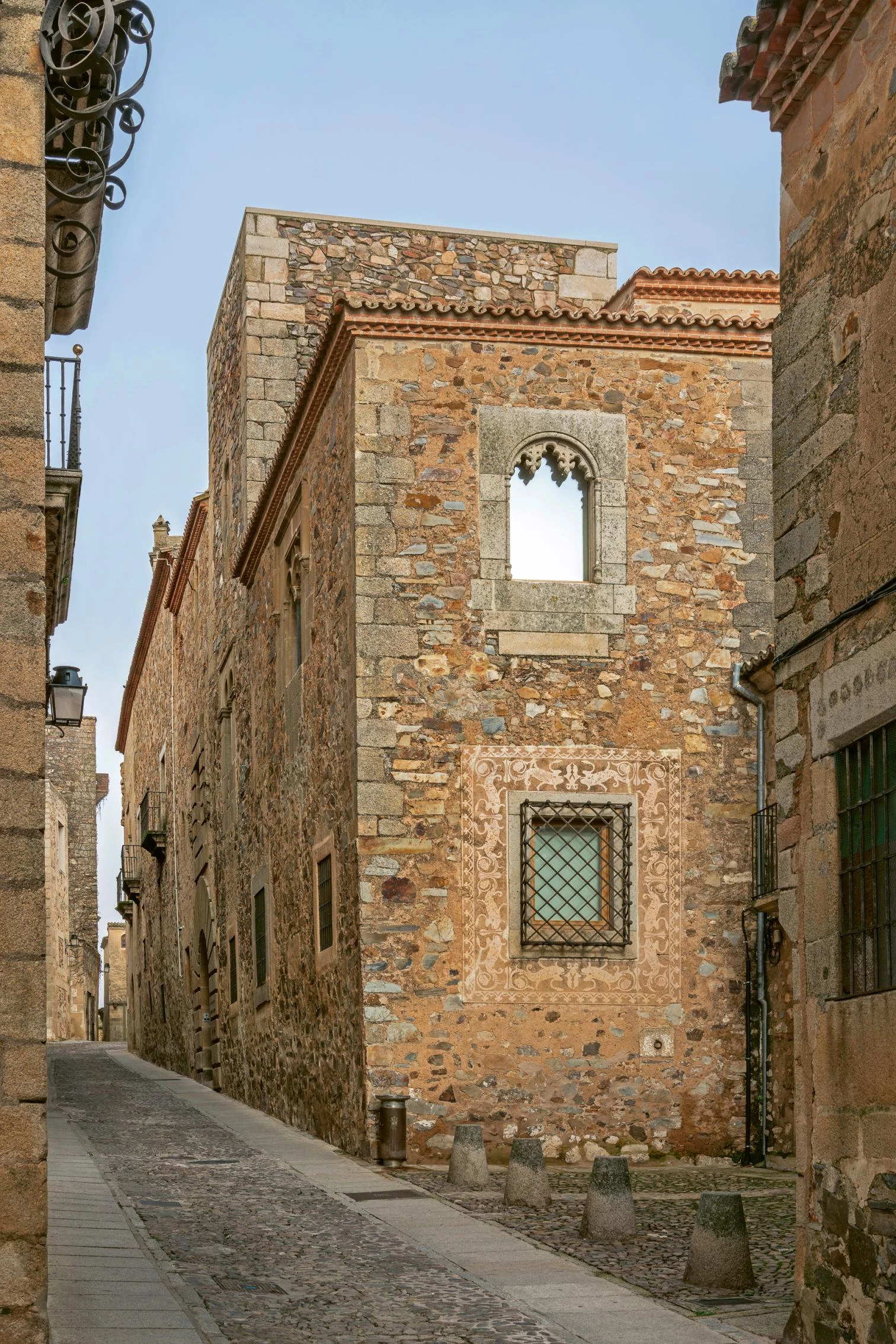 Paredes-Saavedra House, Cáceres