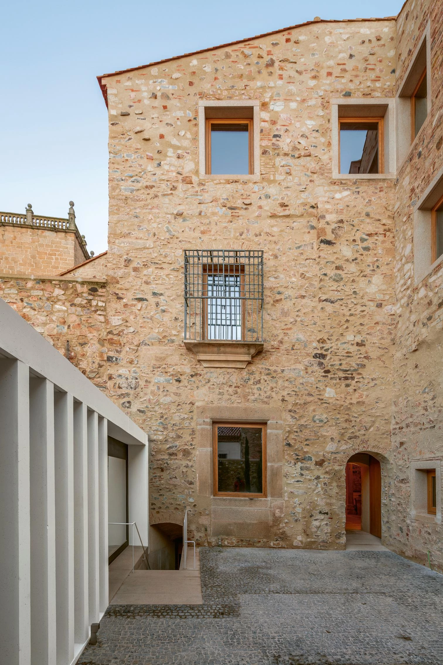 Paredes-Saavedra House, Cáceres