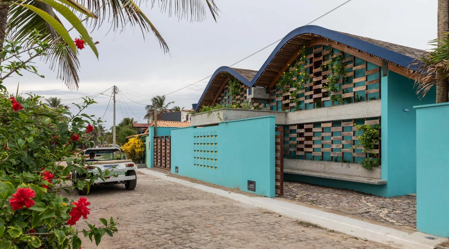 Gutter House en Sagi