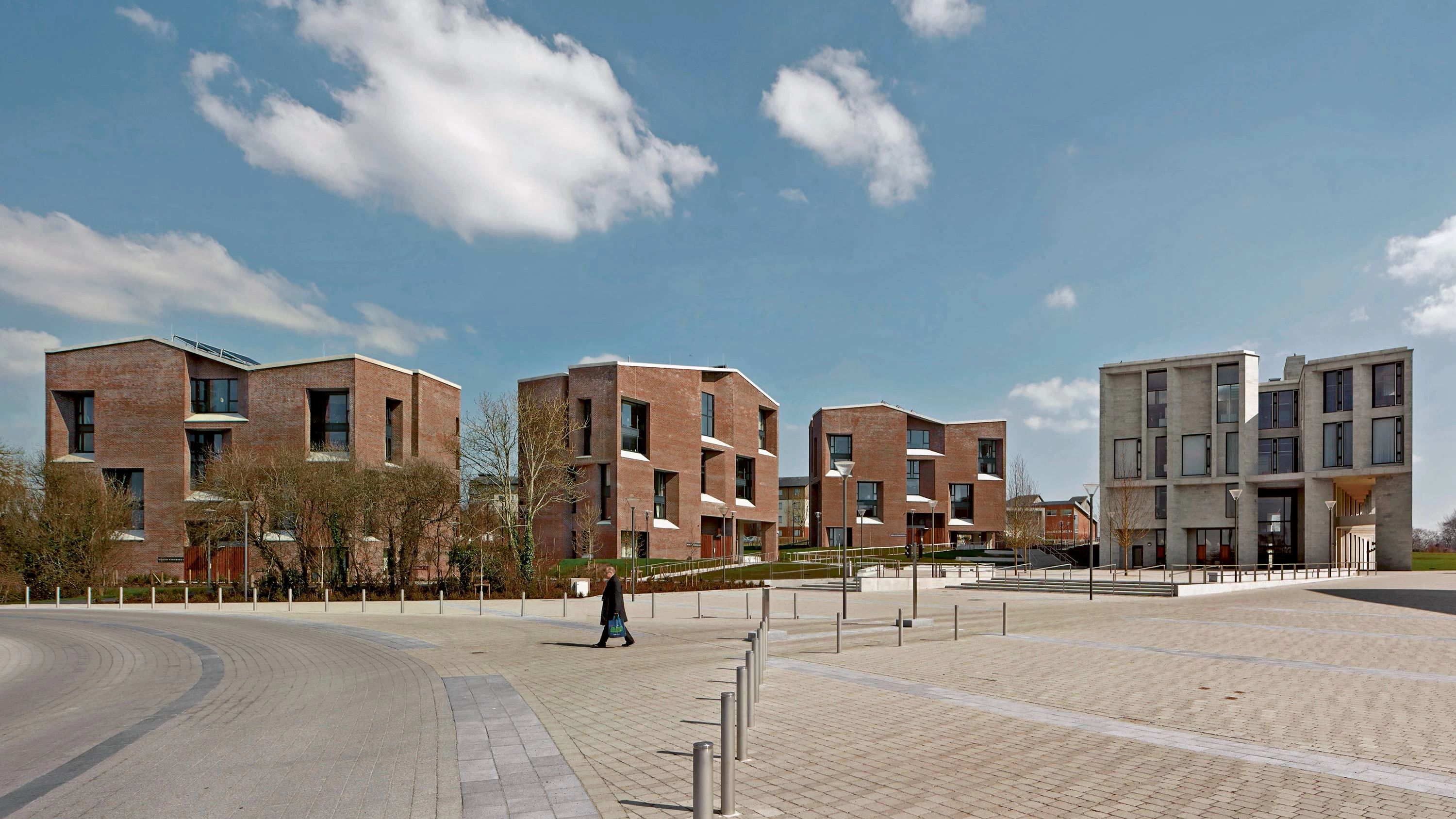 Medical School and Student Housing in Limerick - Grafton Architects |  Arquitectura Viva