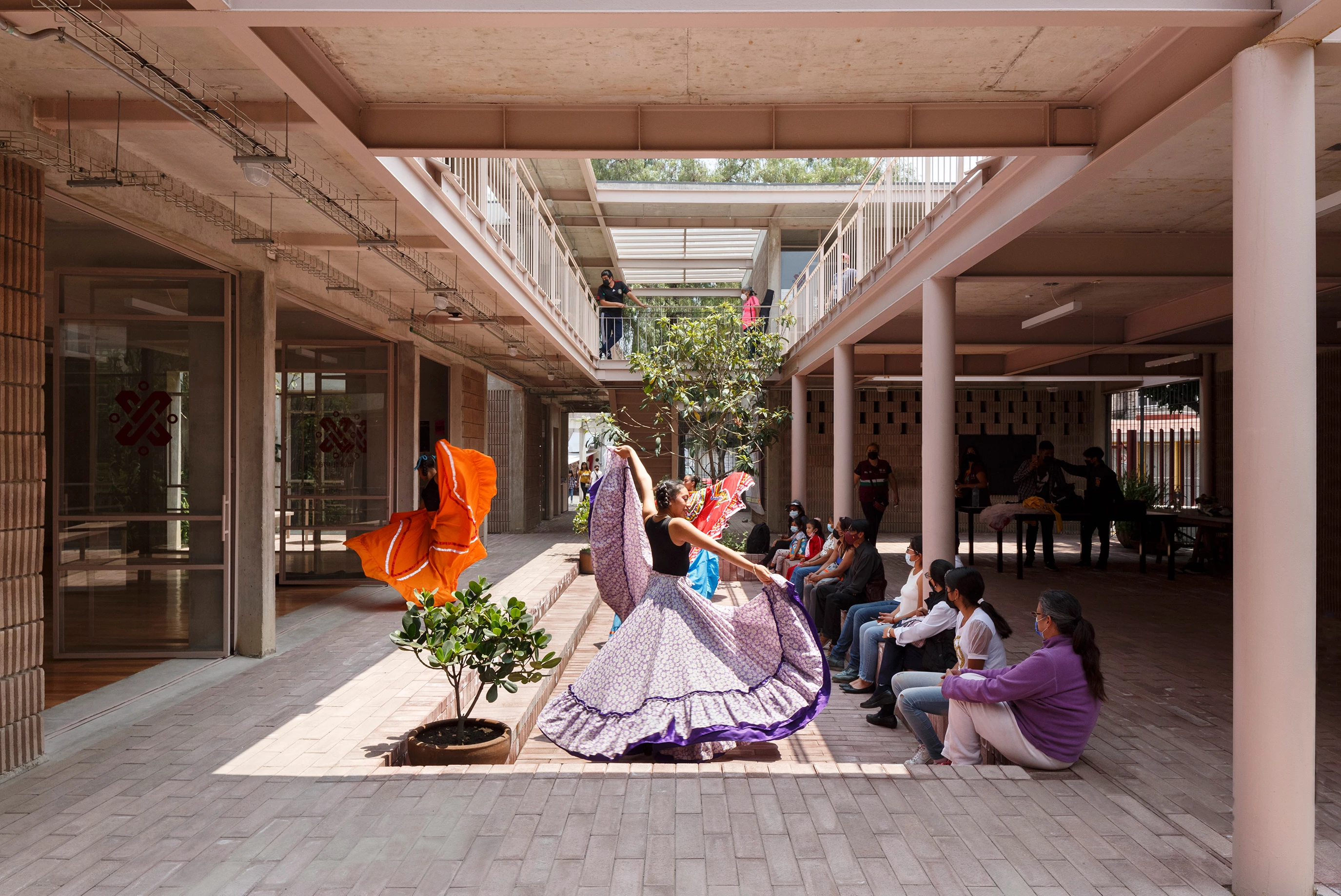 Pilares Presidentes Center in Mexico City - Rozana Montiel, Estudio de  Arquitectura