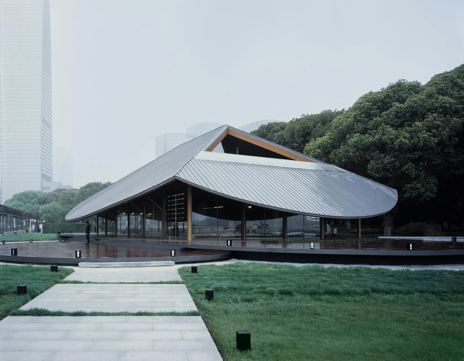 Jinji Lake Pavilion in Suzhou