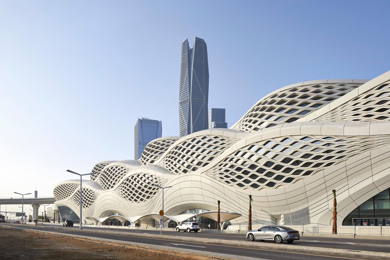 Estación de metro rey Abdullah en Riad