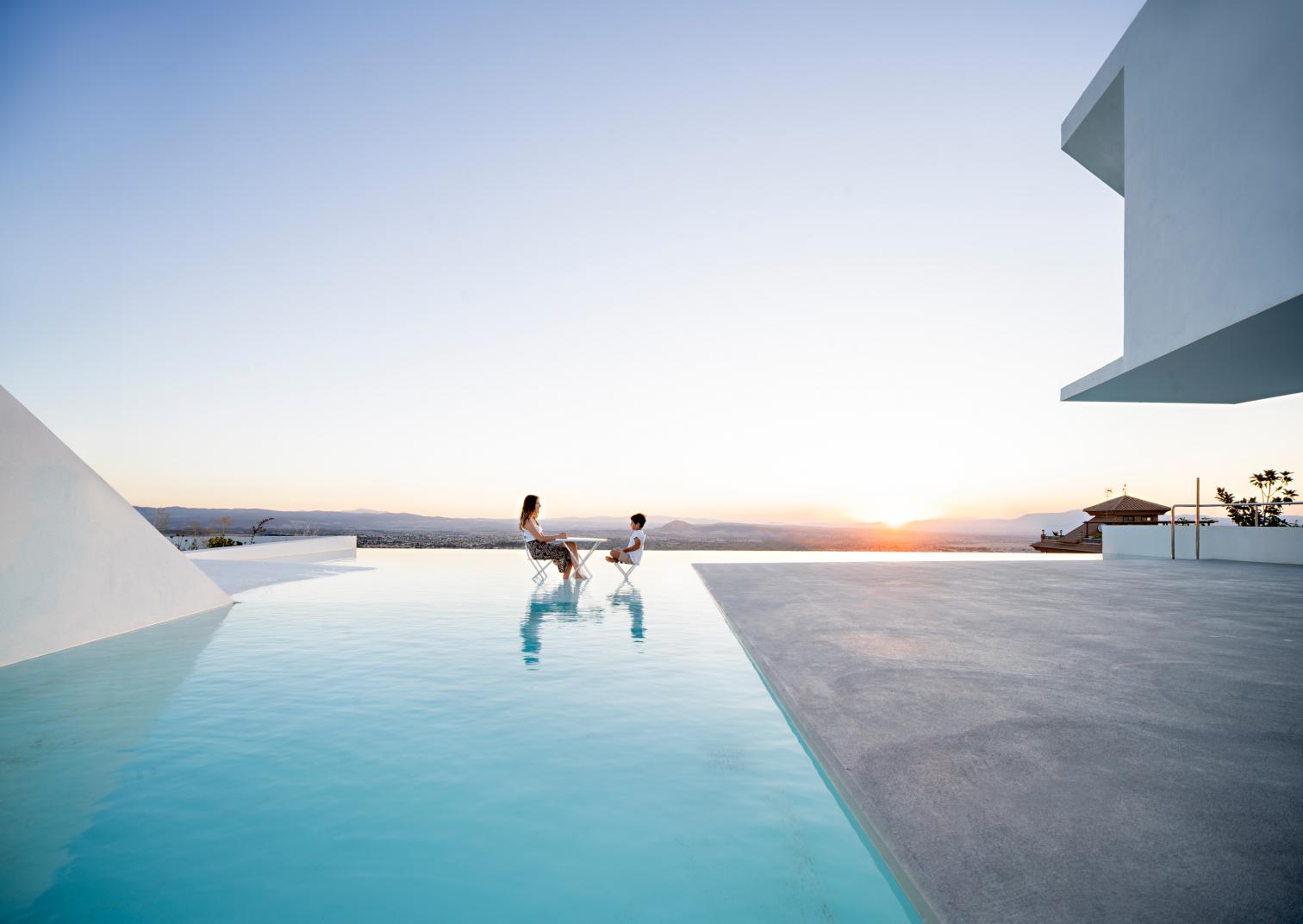 Piscina con casa en La Zubia (Granada)