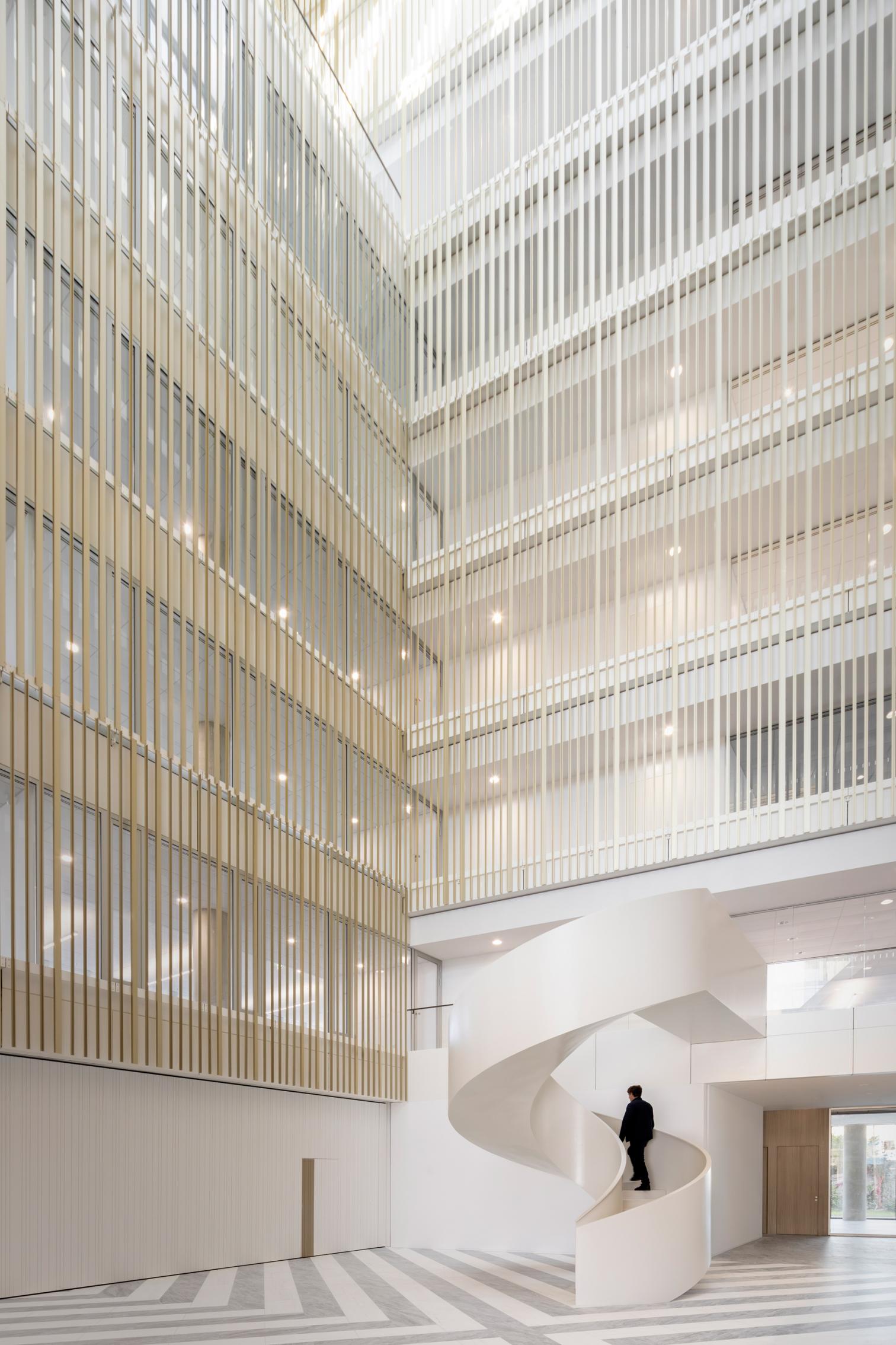 Edificio de oficinas DCB Montana en Liubliana
