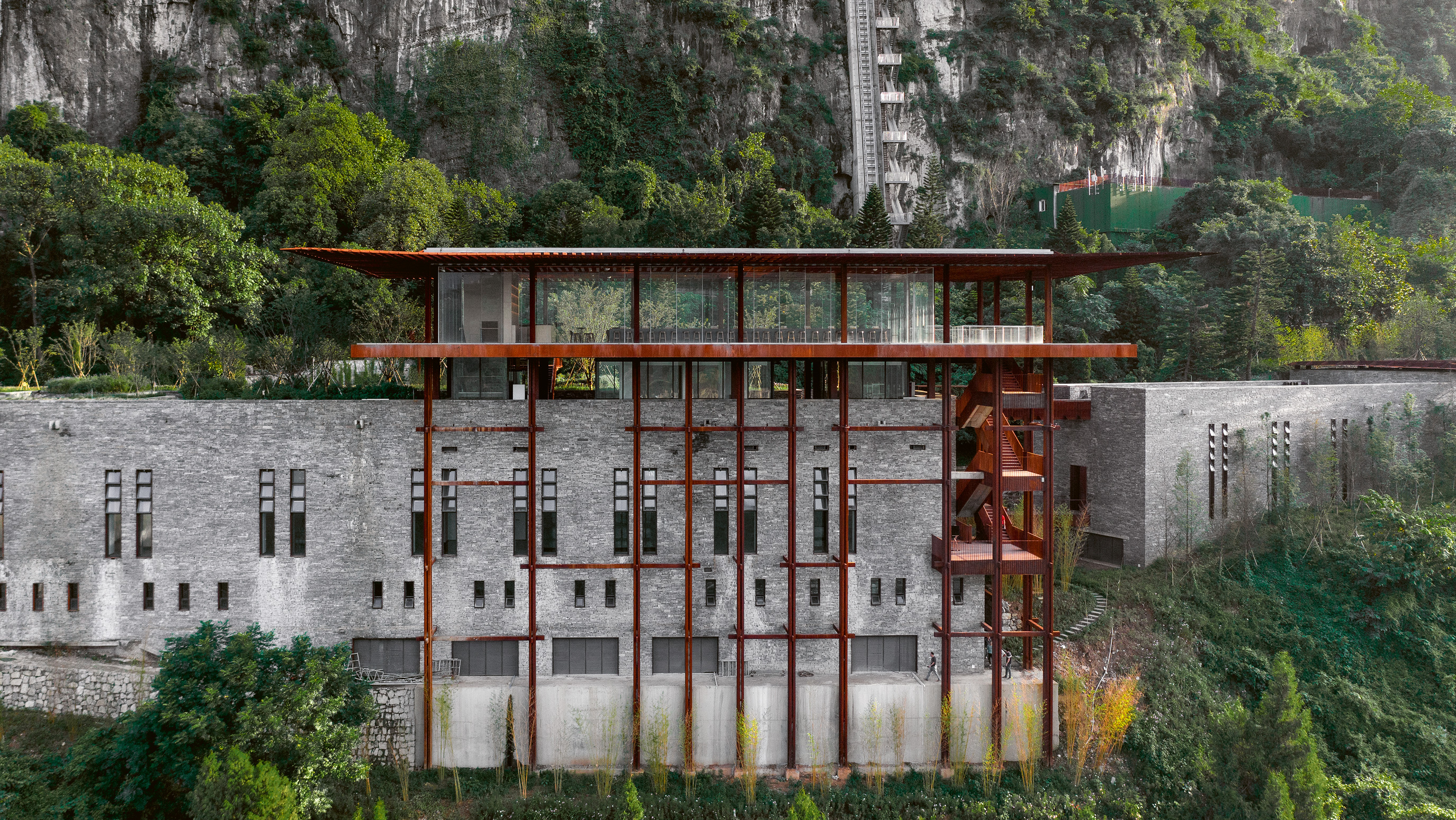 Renovation of Tianbao Cave District, Luzhou (China)