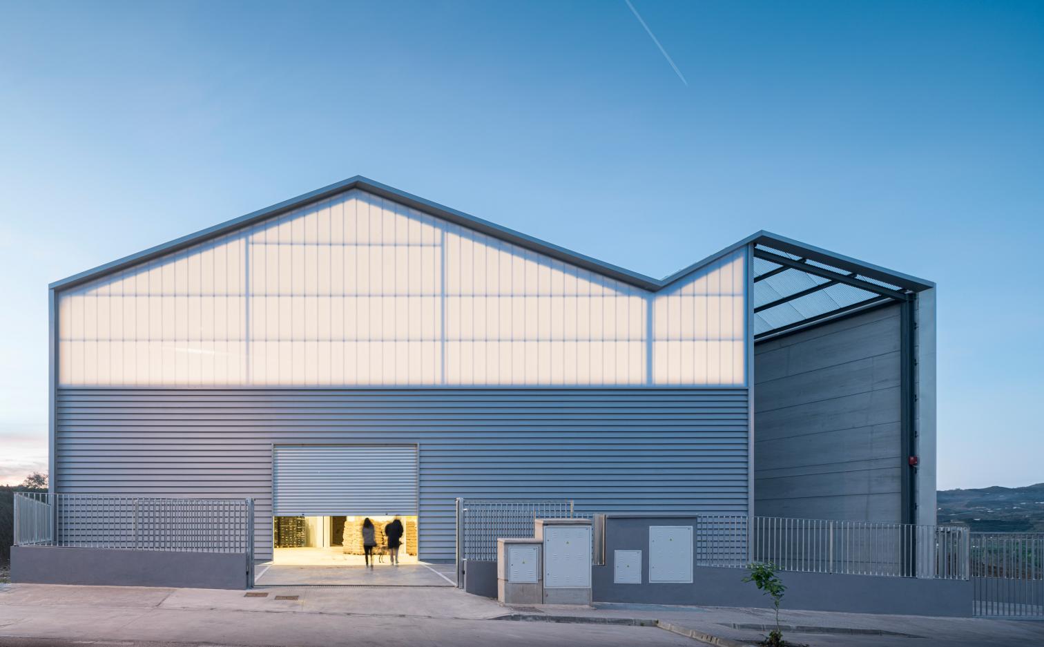 Fruit and vegetable center in Vélez-Málaga