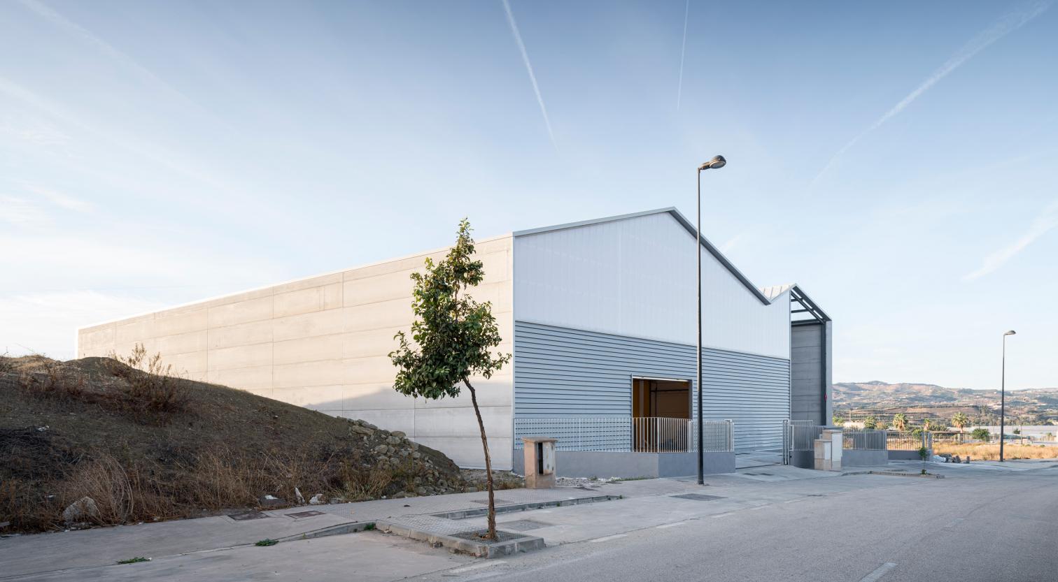 Fruit and vegetable center in Vélez-Málaga