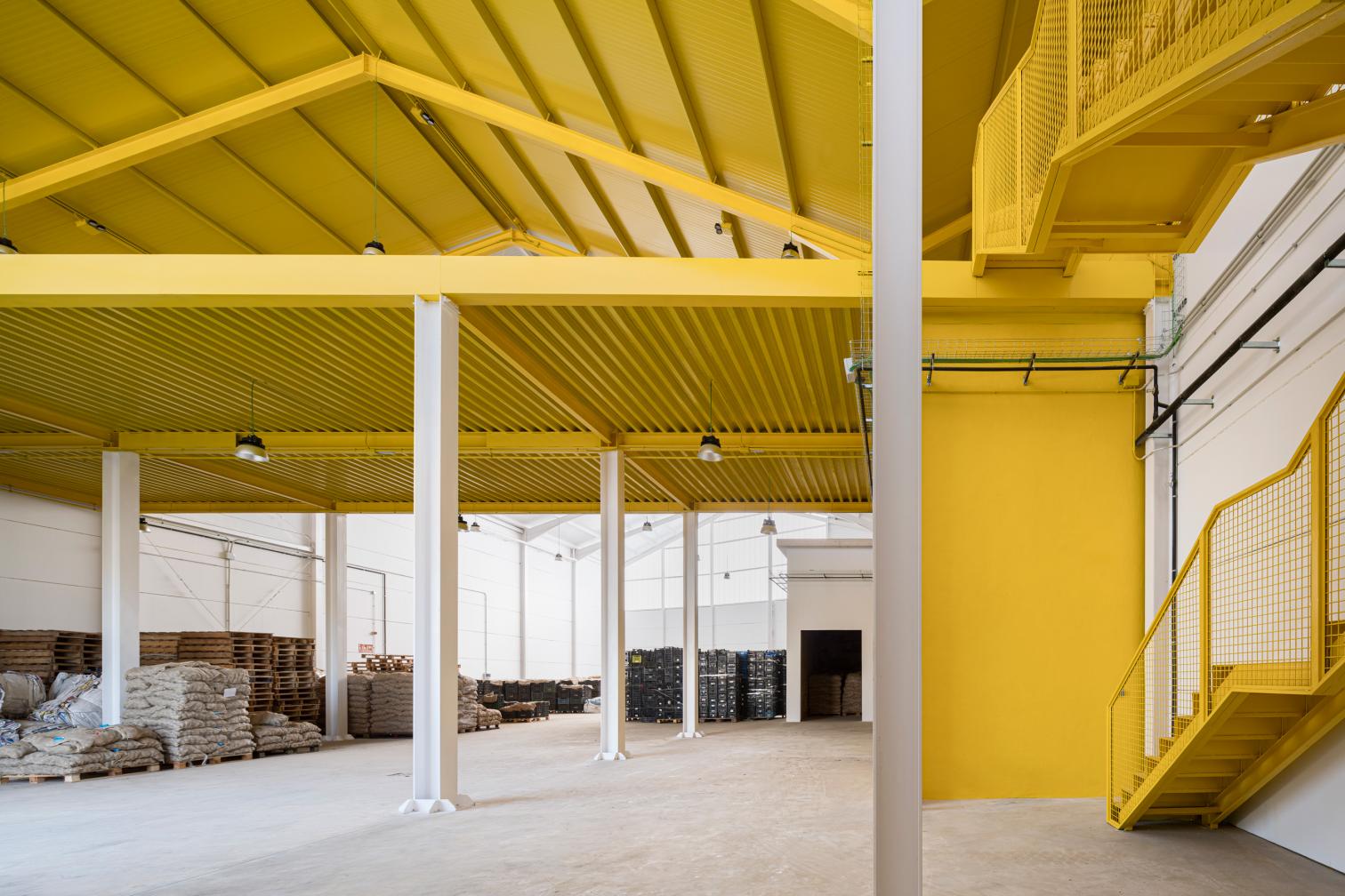 Fruit and vegetable center in Vélez-Málaga