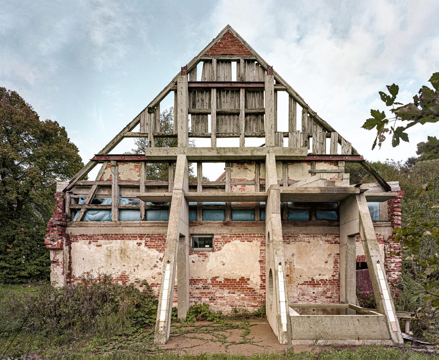Reconversion of a Stable, Ninikowo (Poland)