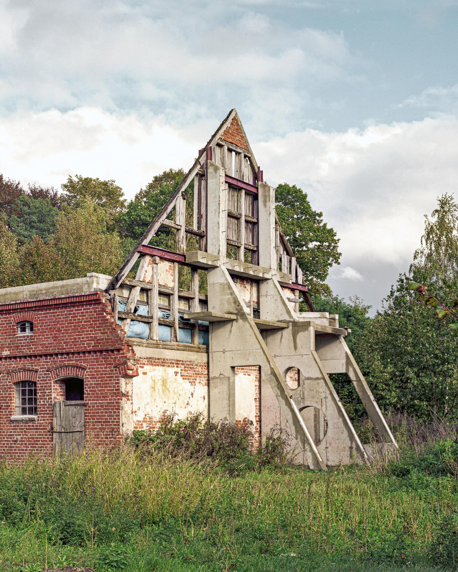 Reconversion of a Stable, Ninikowo (Poland)