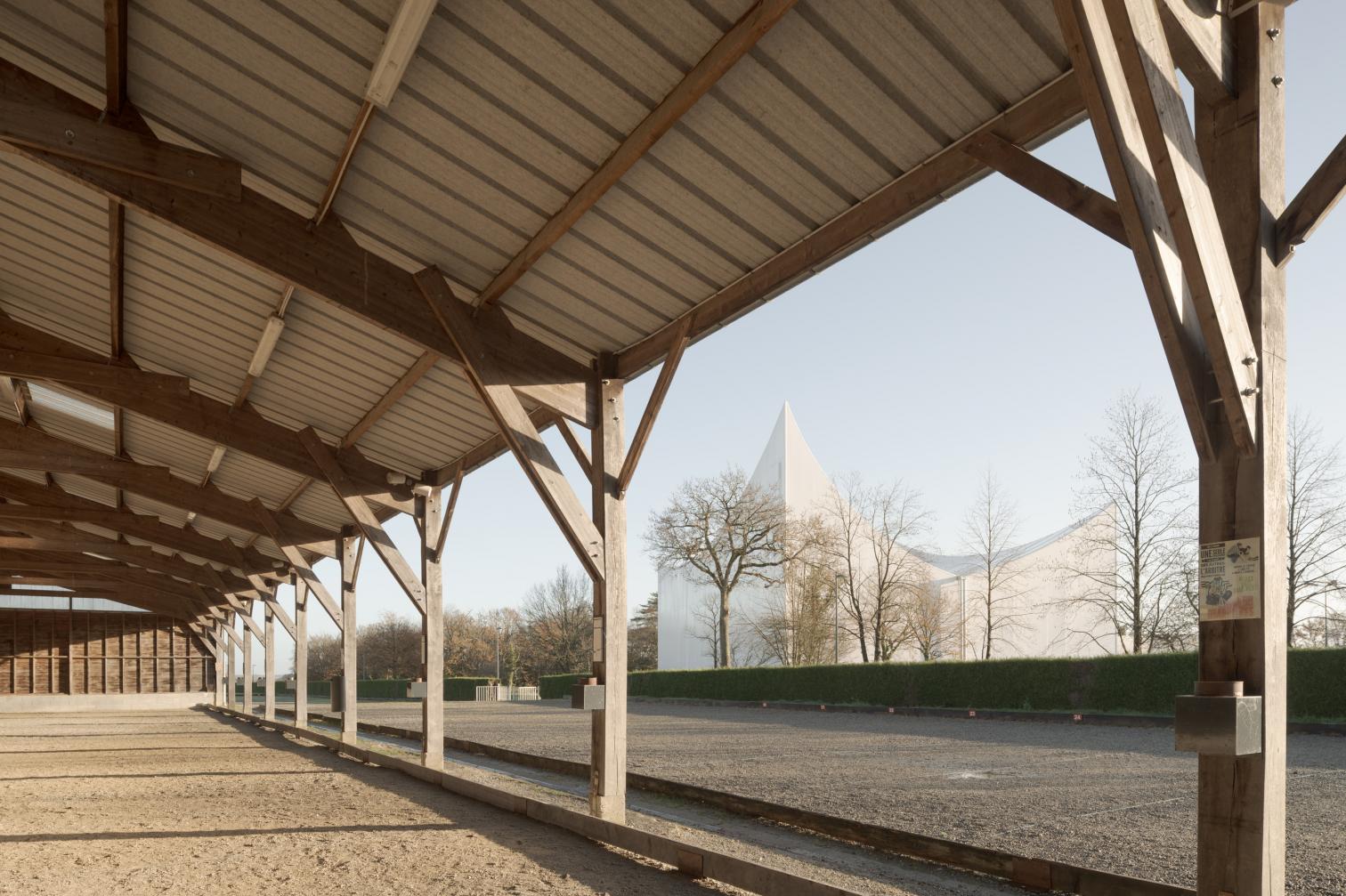 Joséphine Baker - Marie-José Perec sport and culture complex in La Bouëxière