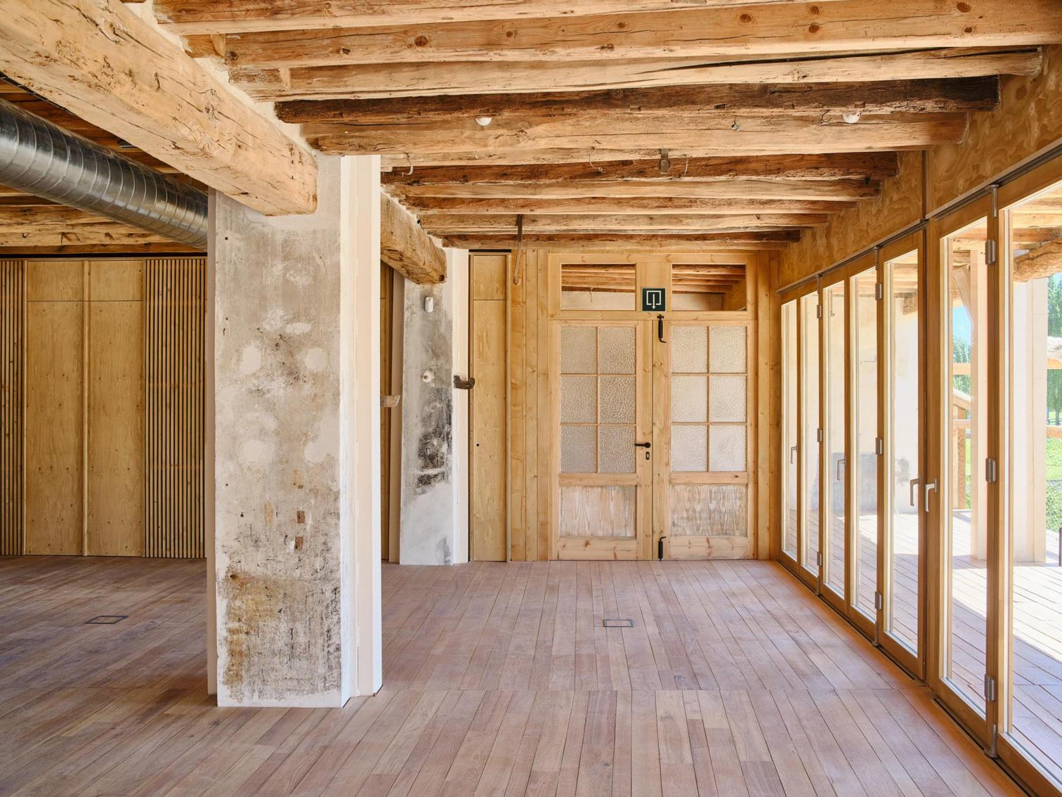 Refurbishment in the Adoberies district of Vic