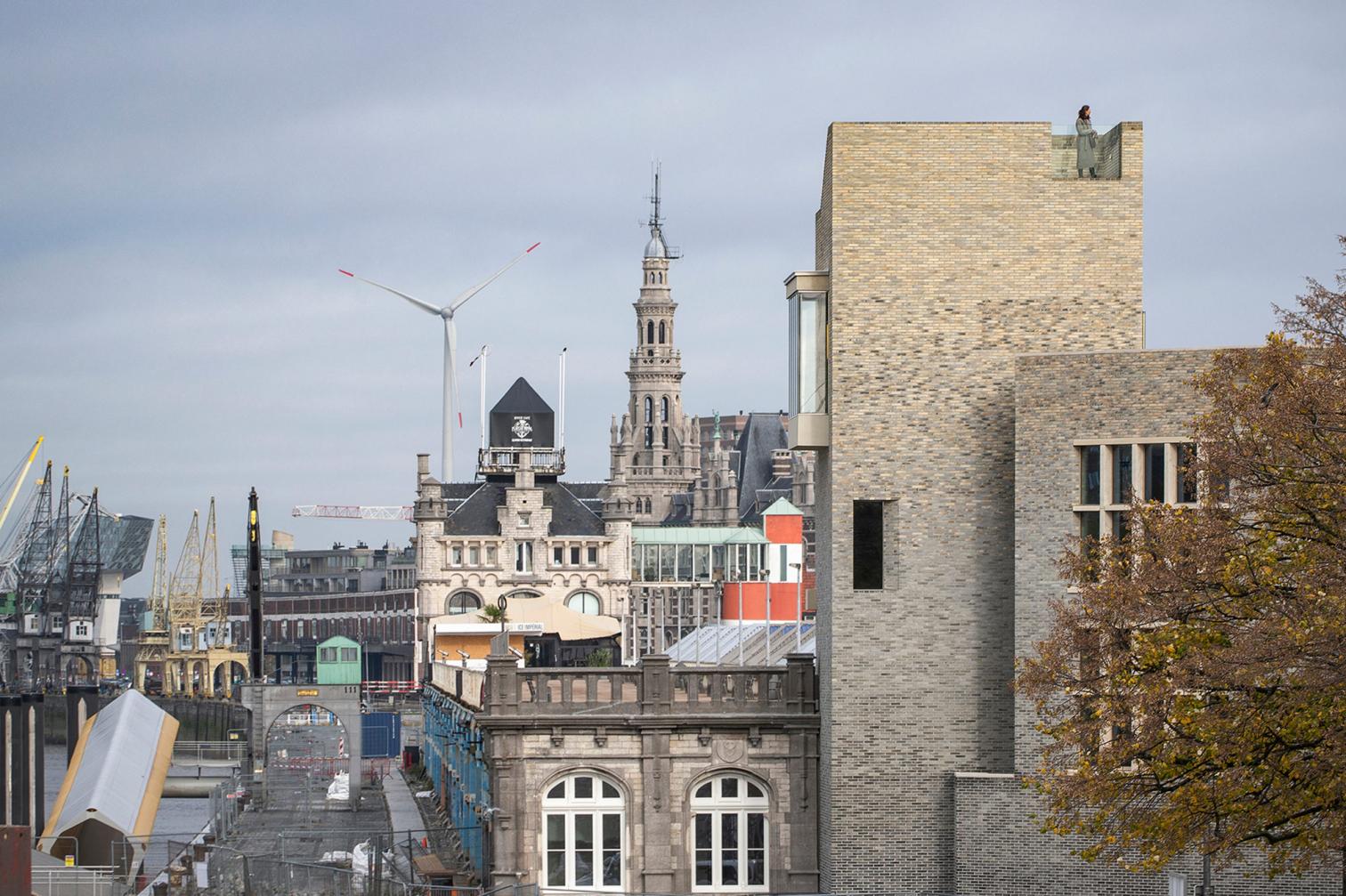 Intervention on Het Steen castle in Antwerp