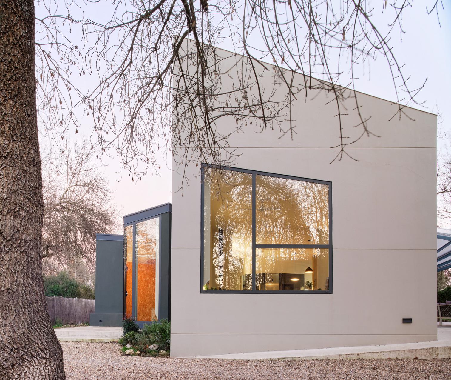 Cinca, ampliación y reforma de vivienda en Valdemorillo (Madrid)