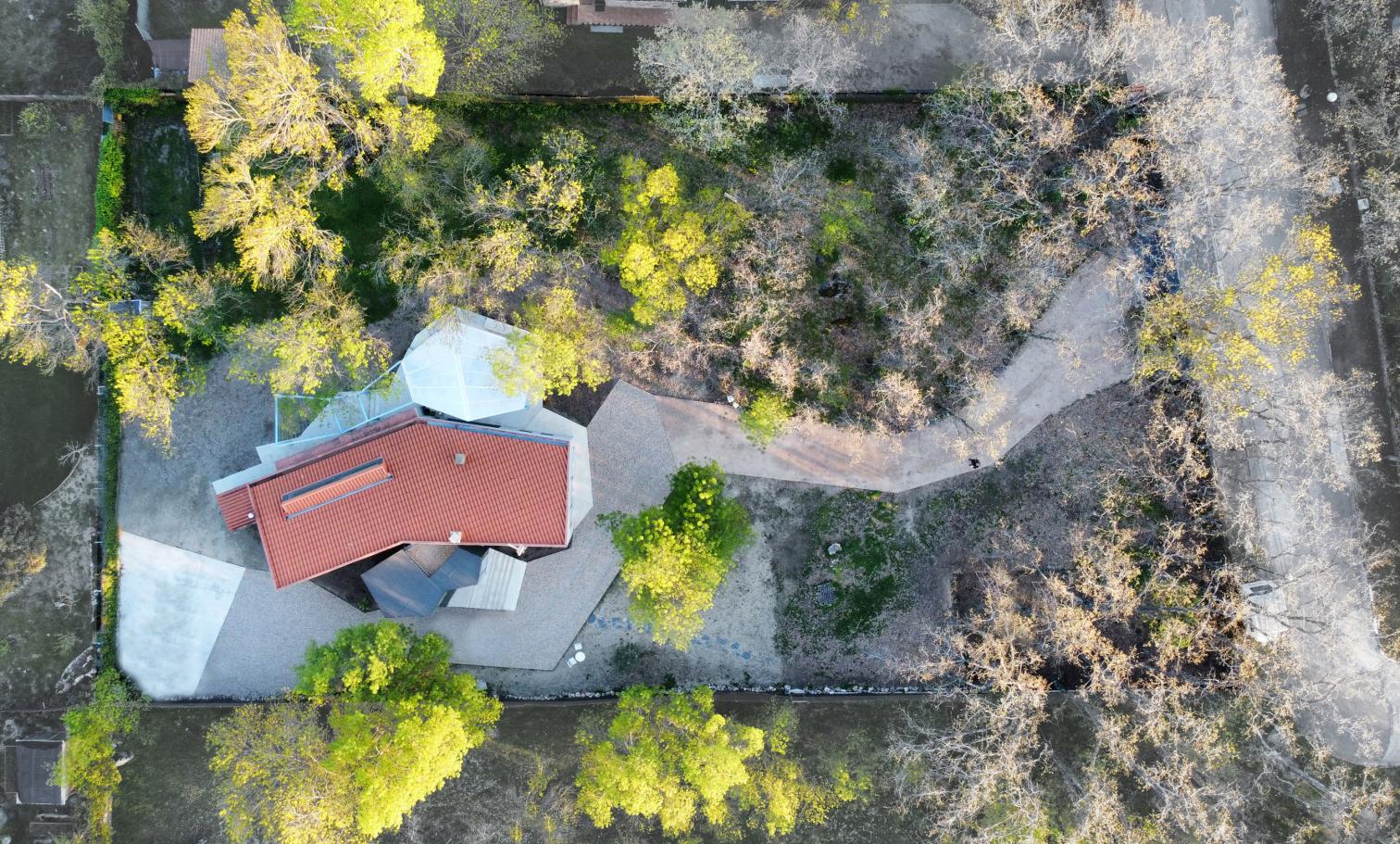 Cinca, extension and renovation of a house in Valdemorillo (Madrid)