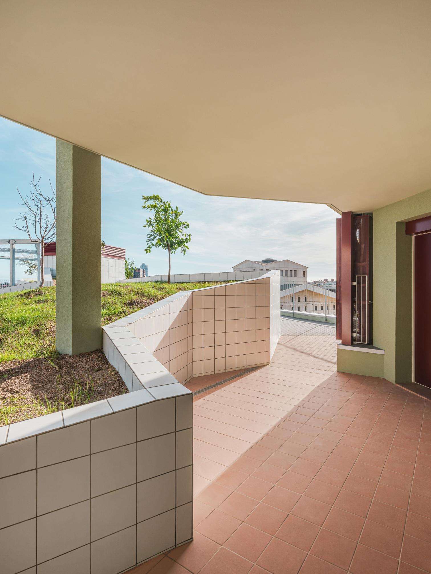 51 social housing units. Building A at Illa Glòries in Barcelona