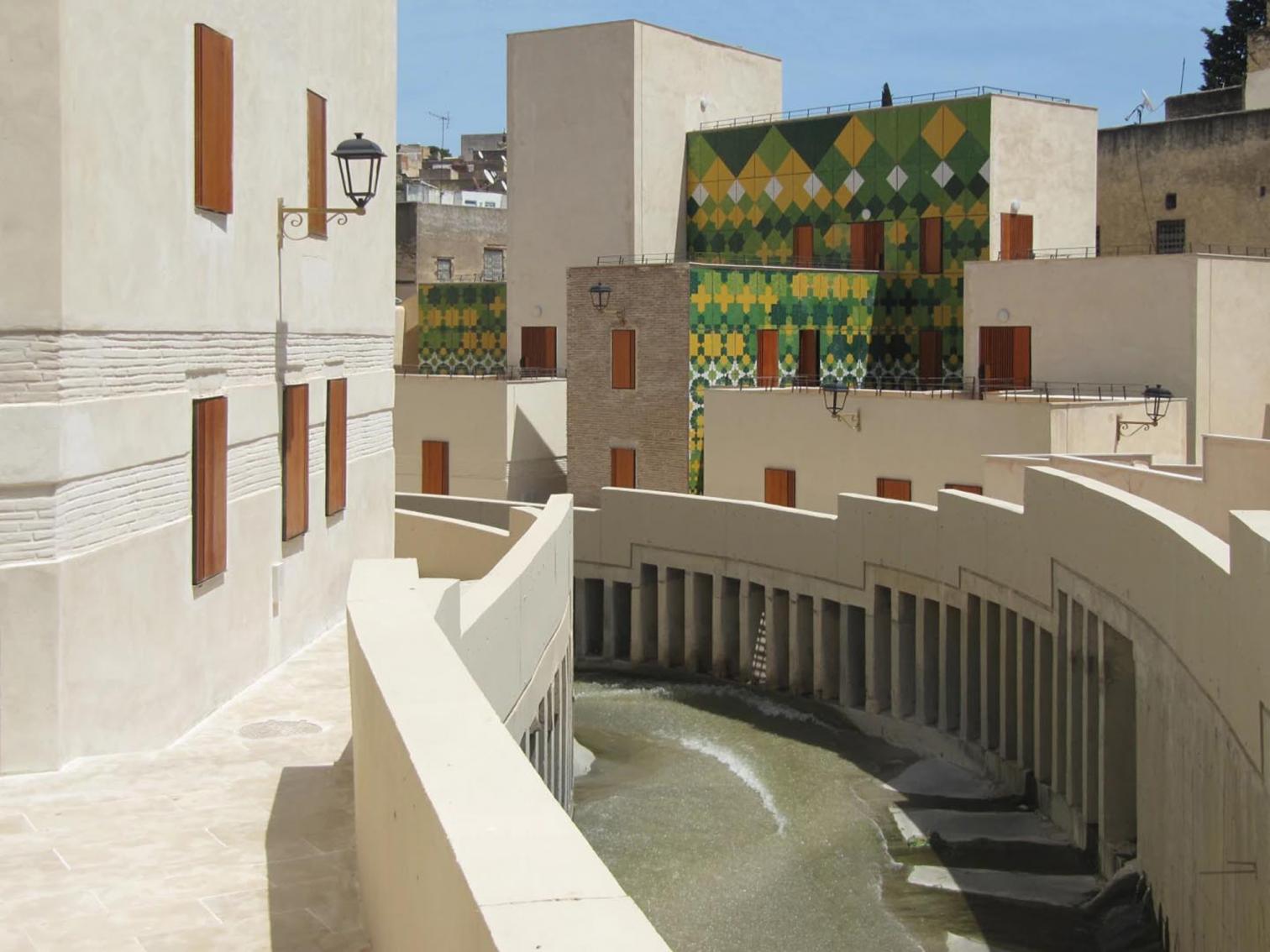 Revitalización de la plaza Lalla Yeddouna en Fez