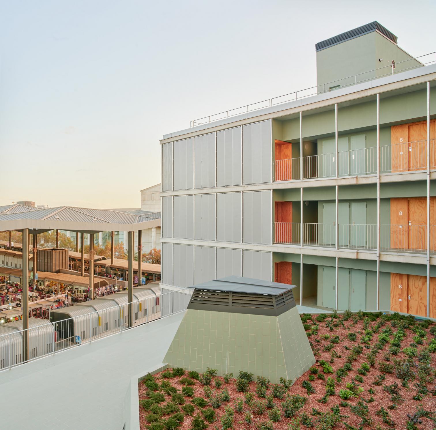 60 social-housing units: Building B at Illa Glòries in Barcelona