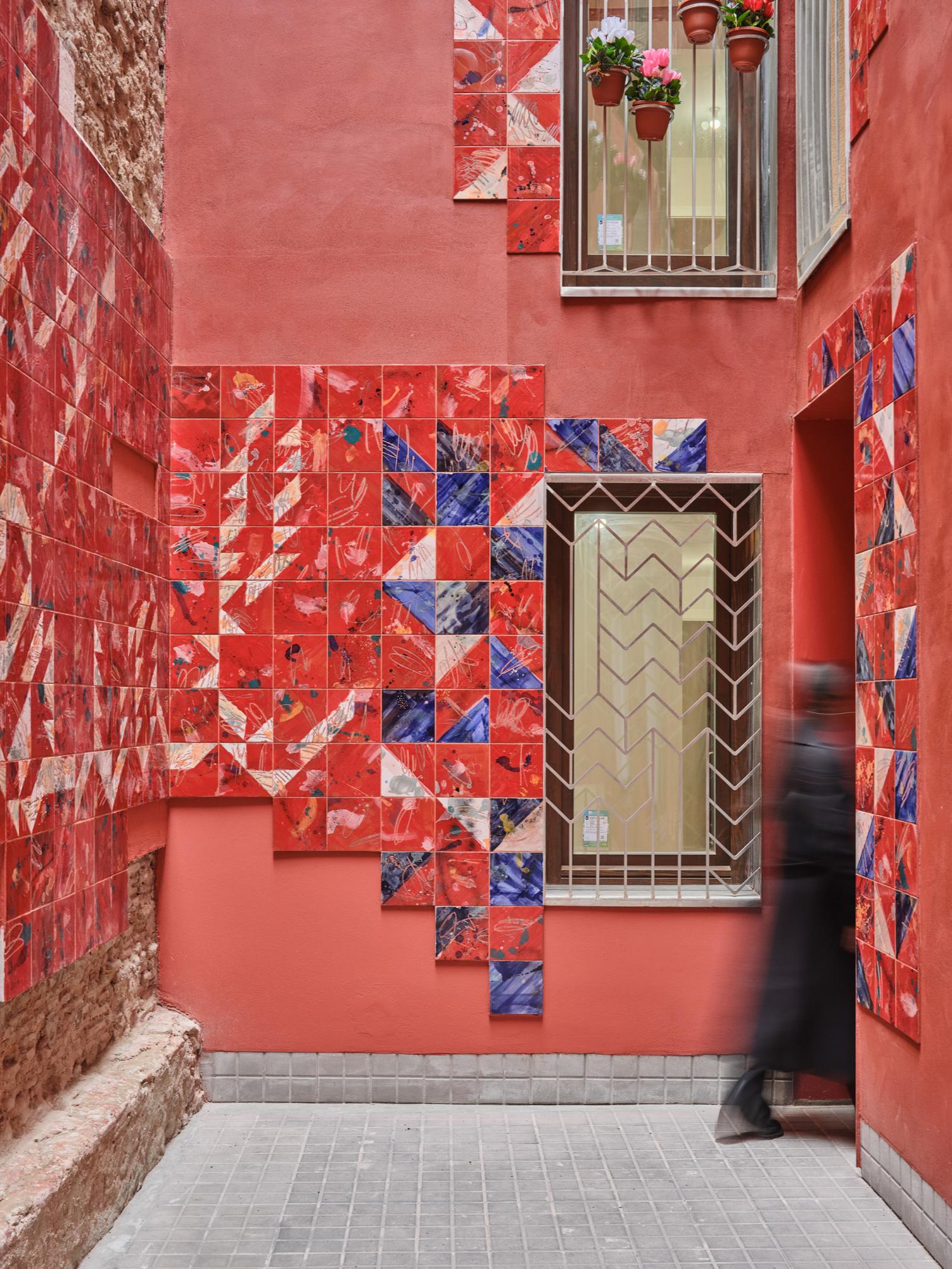 Lady Raval social housing in Barcelona