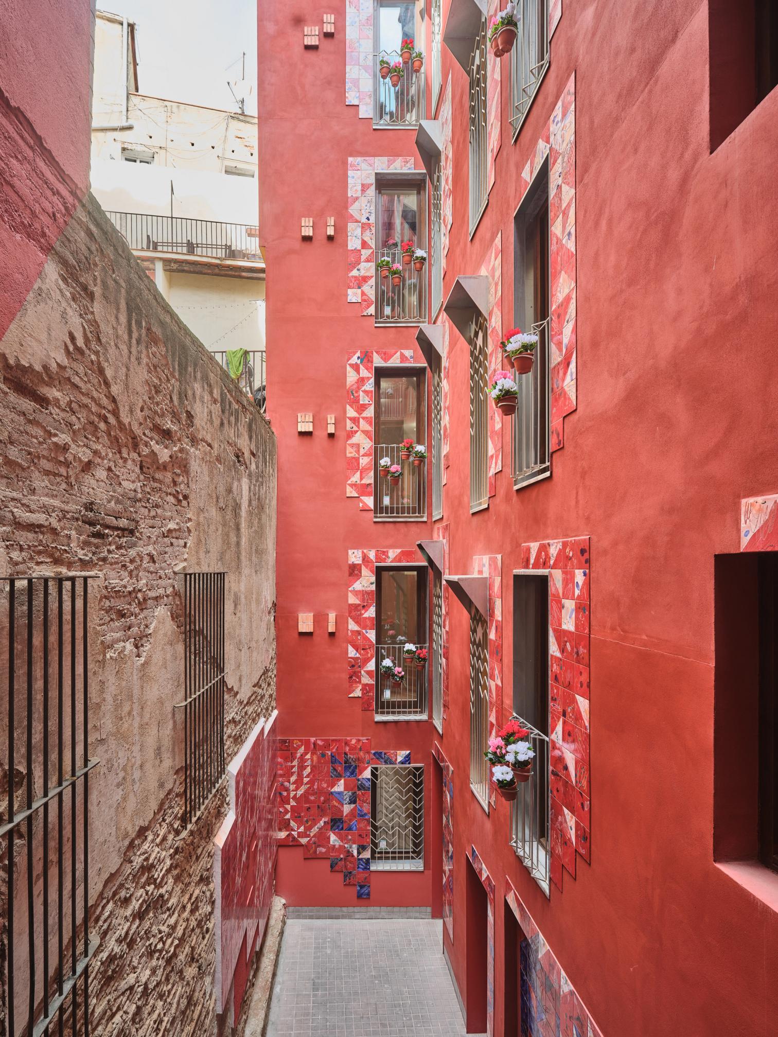Lady Raval social housing in Barcelona