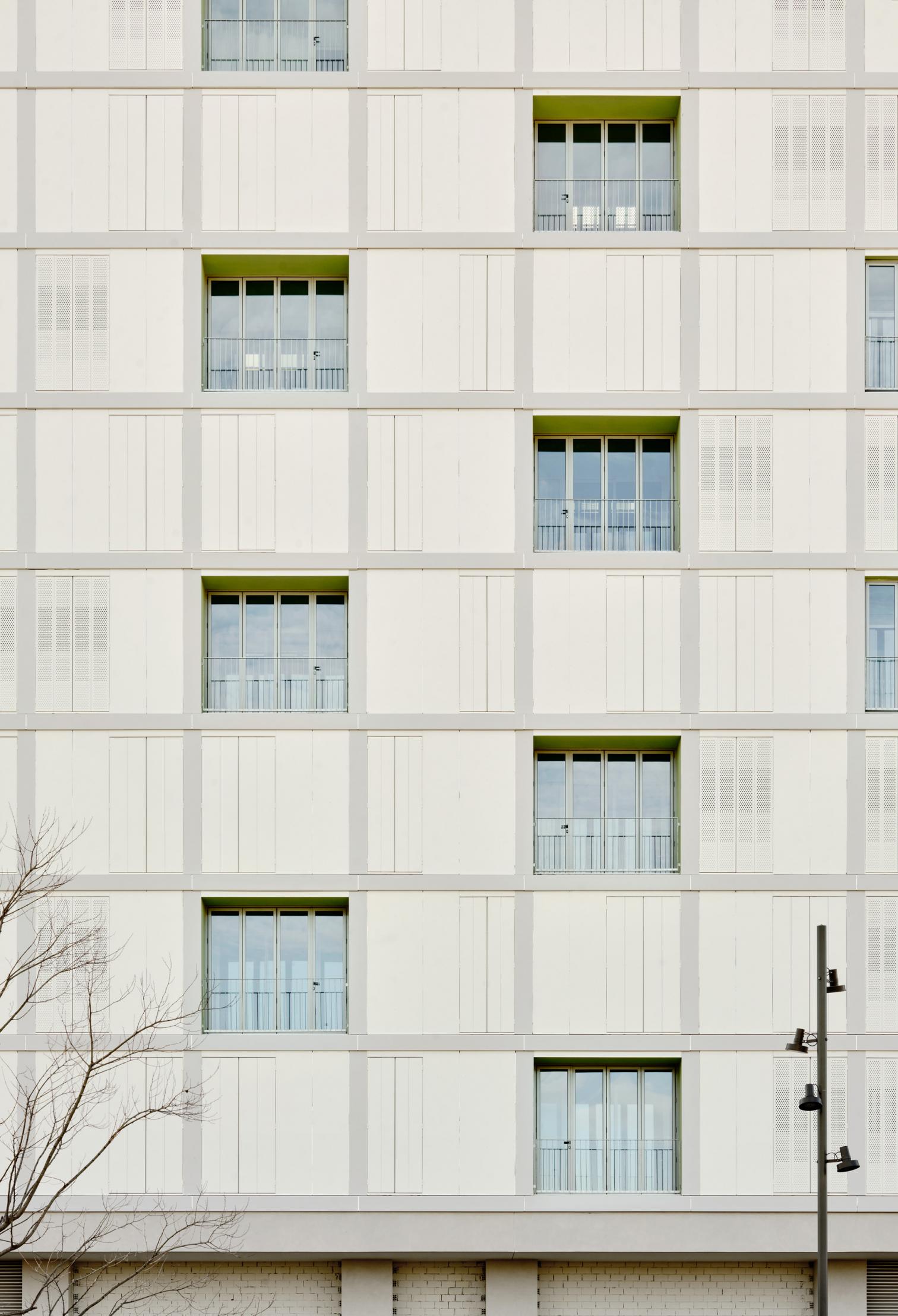 60 social housing units: Building D at Illa Glòries in Barcelona