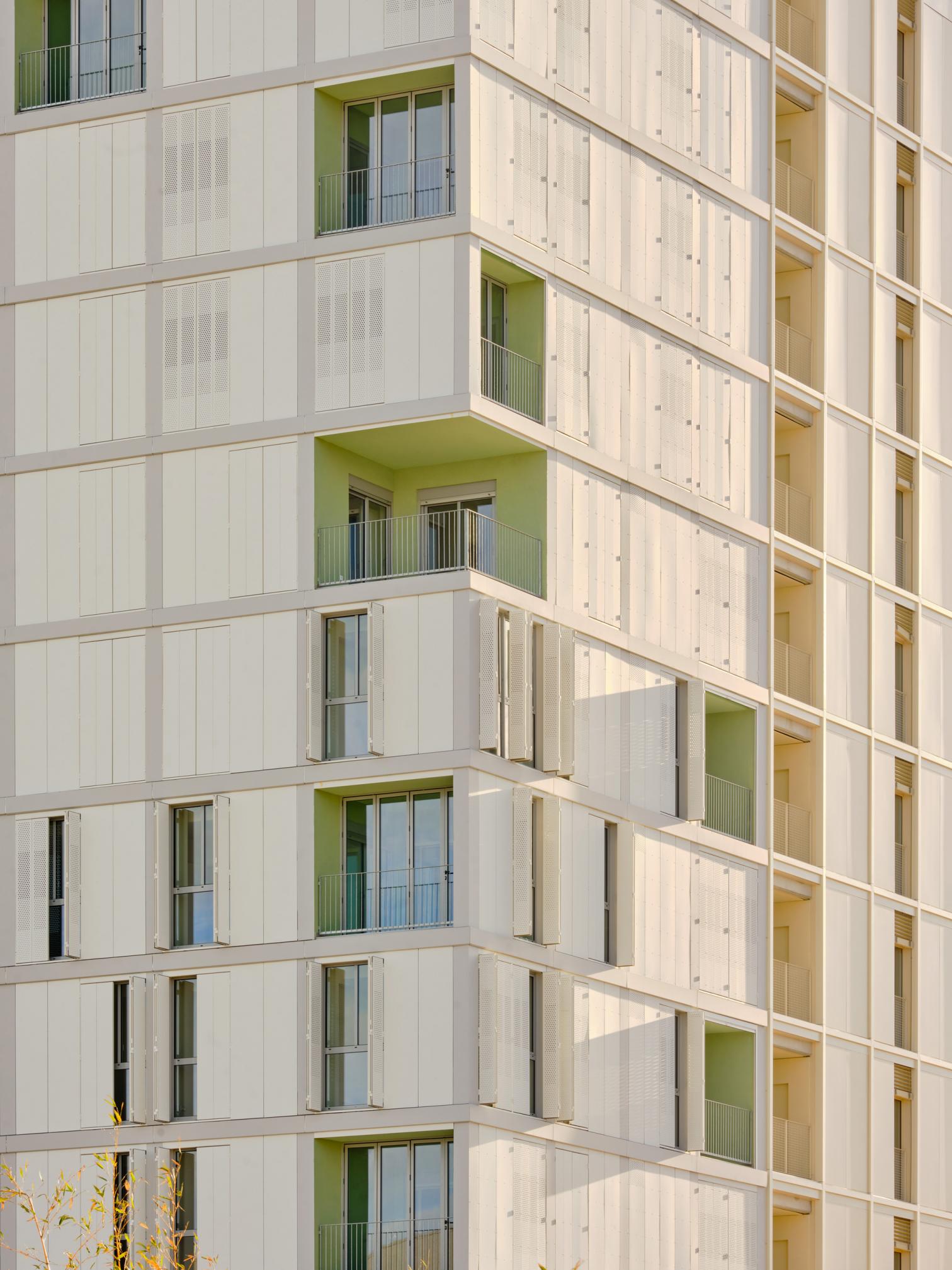 60 social housing units: Building D at Illa Glòries in Barcelona