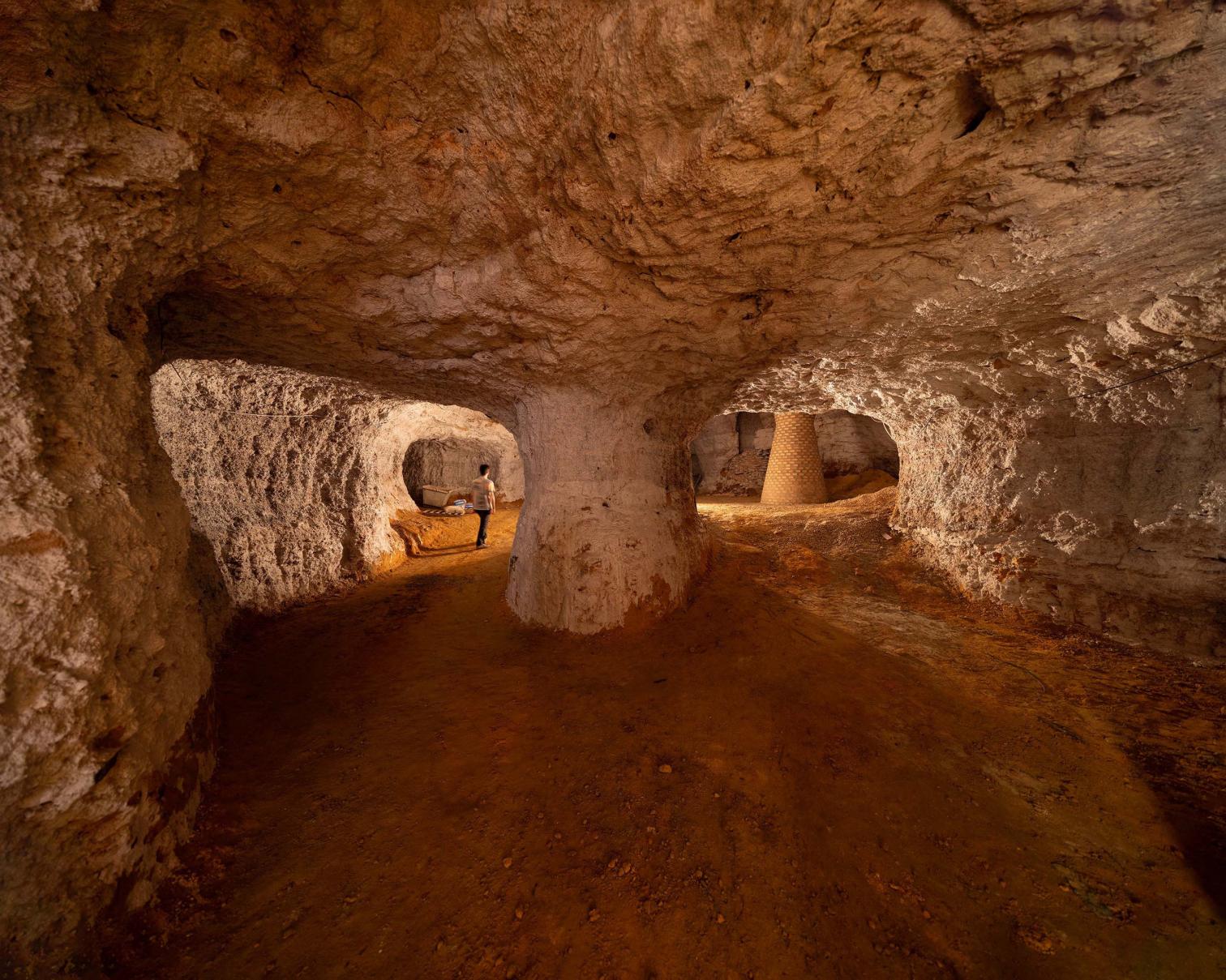 Estabilización de sistema de cuevas antrópicas urbanas en Tomelloso