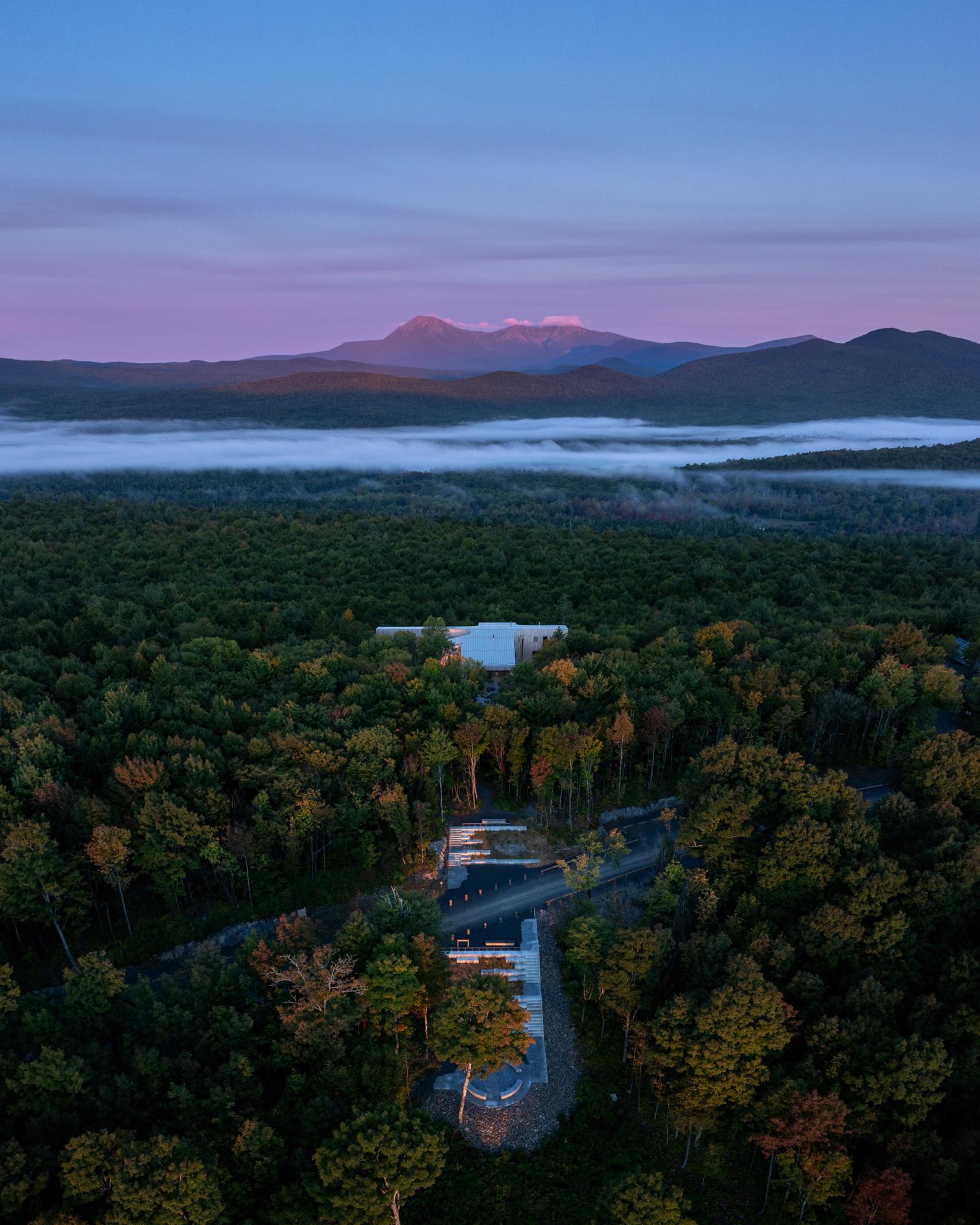 Contact Station in Stacyville (Maine)
