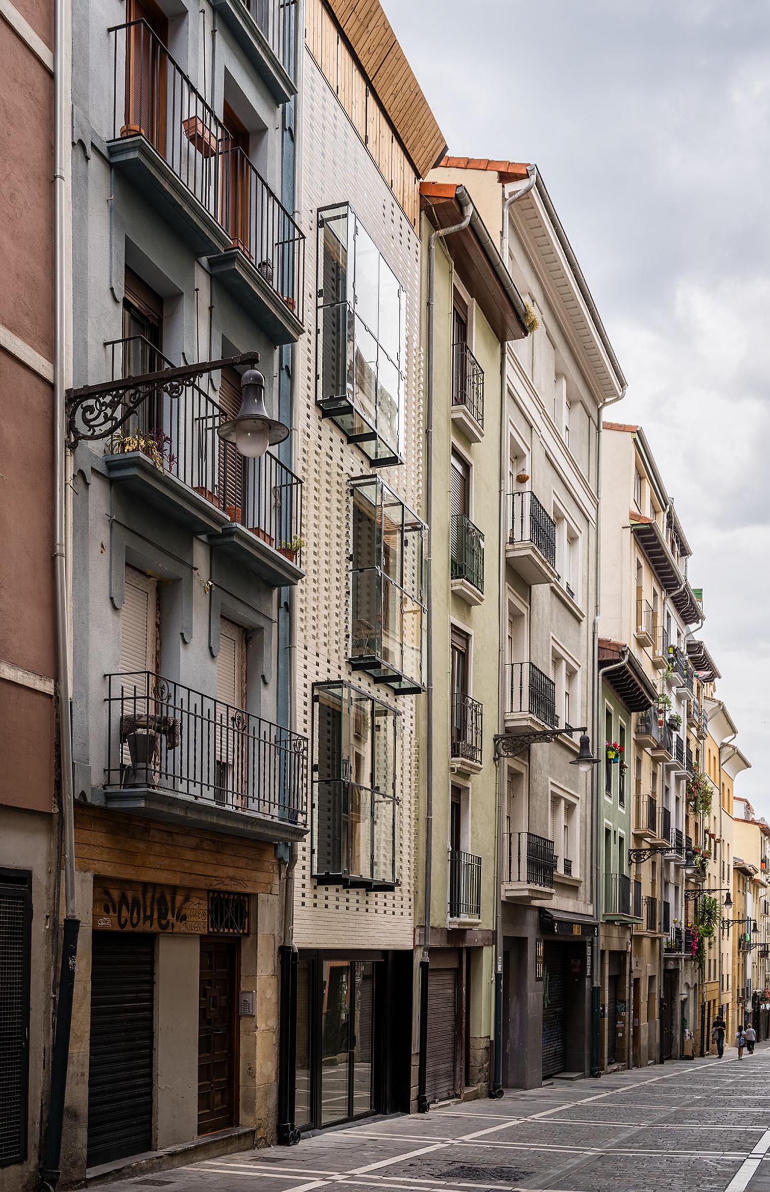Viviendas en la calle Tejería de Pamplona